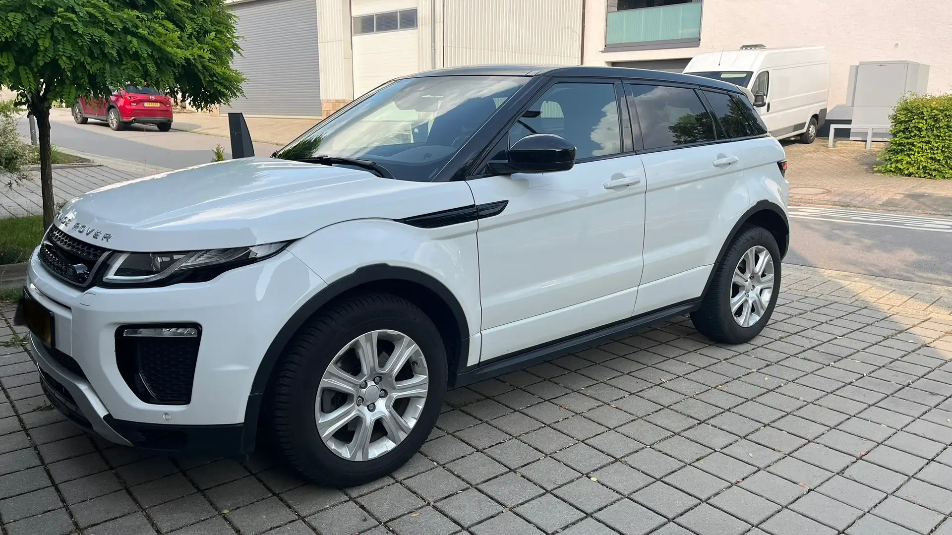 Land Rover Range Rover Evoque Range Rover Evoque TD4 Aut. SE Dynamic Blanc - 1