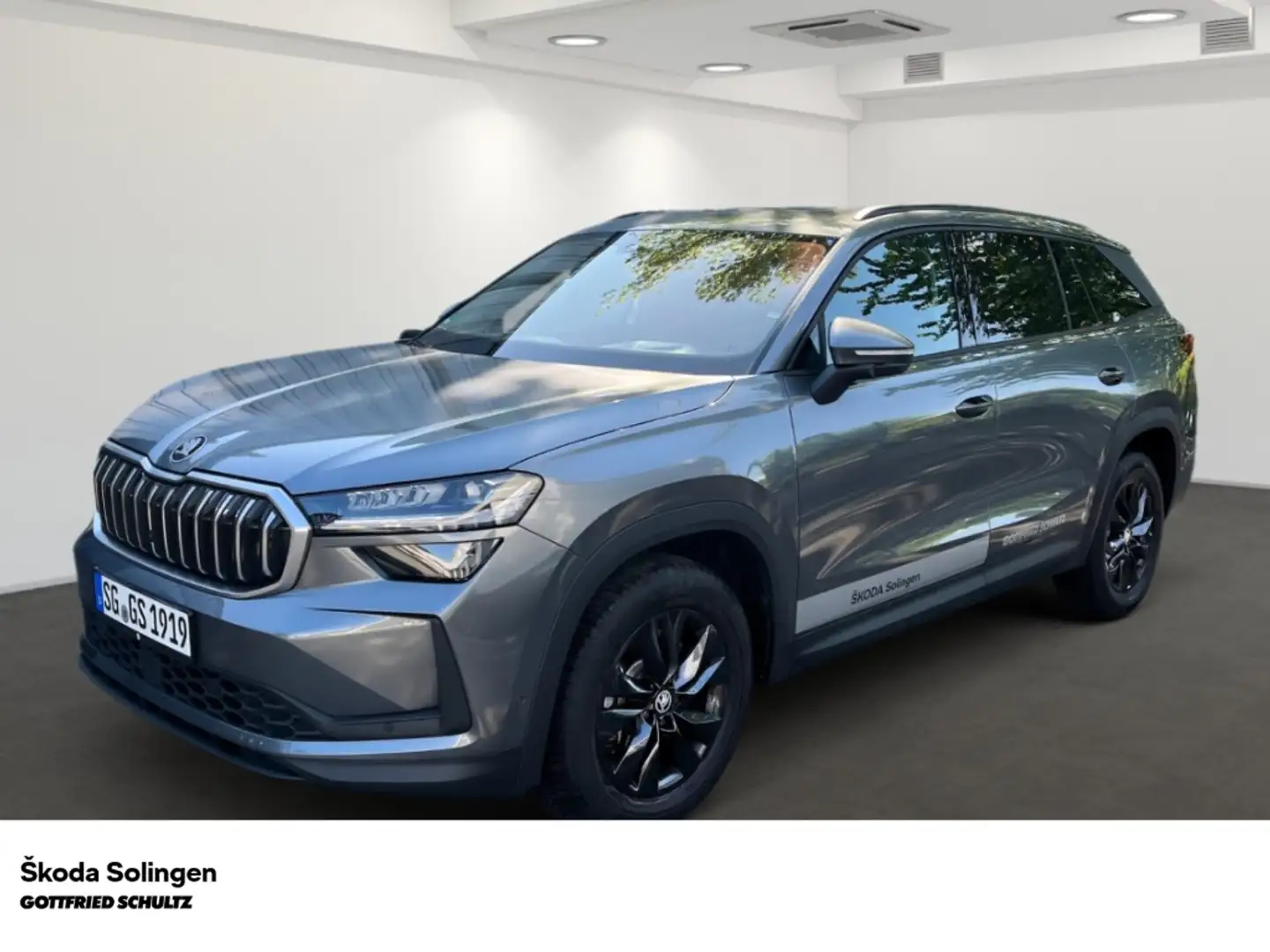 Skoda Kodiaq 7-Gang DSG 4X4 2.0 TDI 4x4 Selection Grau - 1