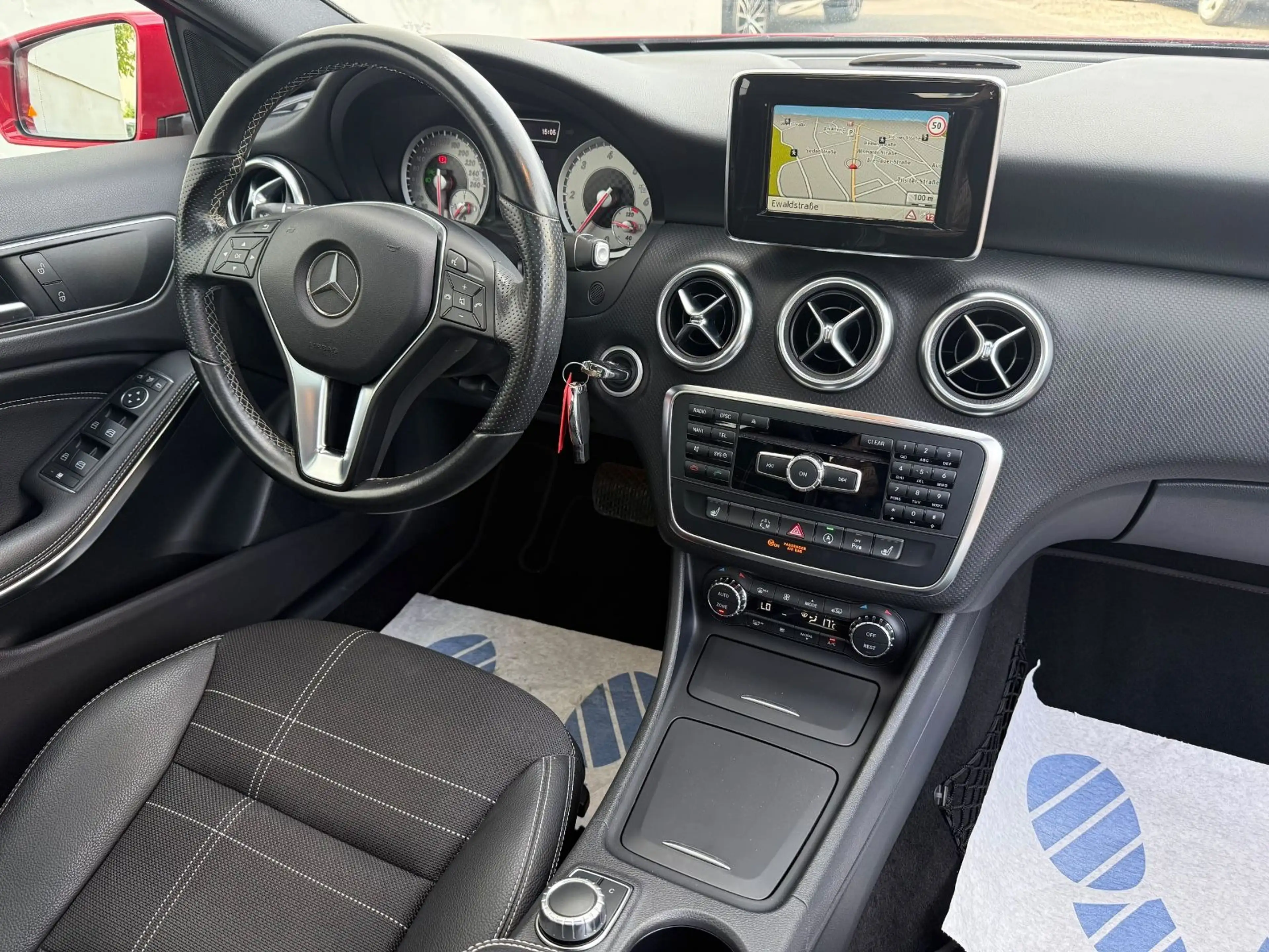 Mercedes-Benz A 200 CDI 1.Hand*Pano*BiXenon*Navi — photo 16