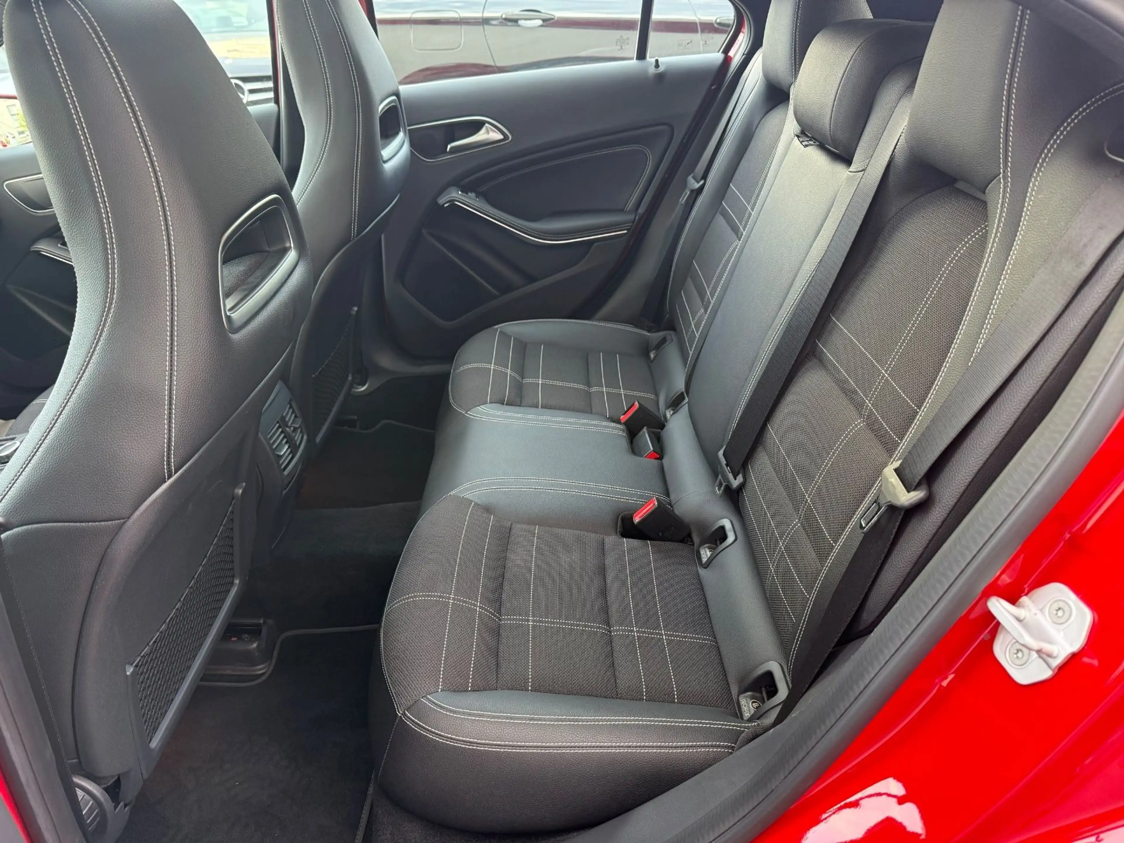 Mercedes-Benz A 200 CDI 1.Hand*Pano*BiXenon*Navi — photo 23