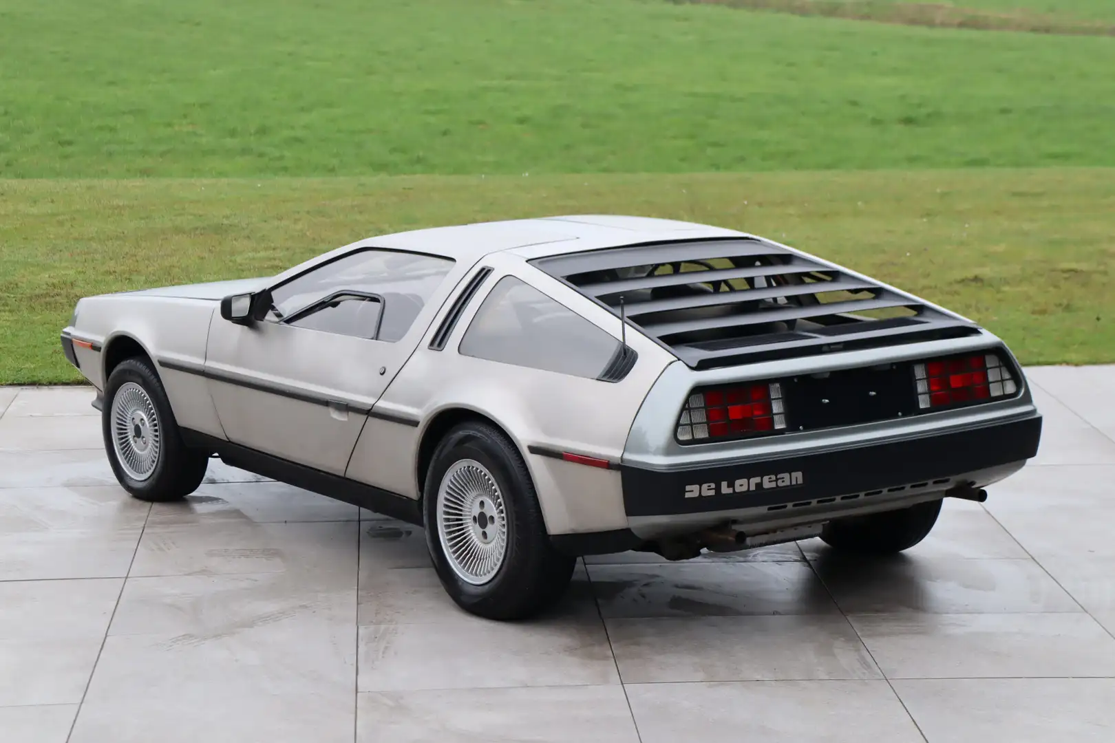 Delorean DMC-12 Automatic - Highly Original Silber - 2