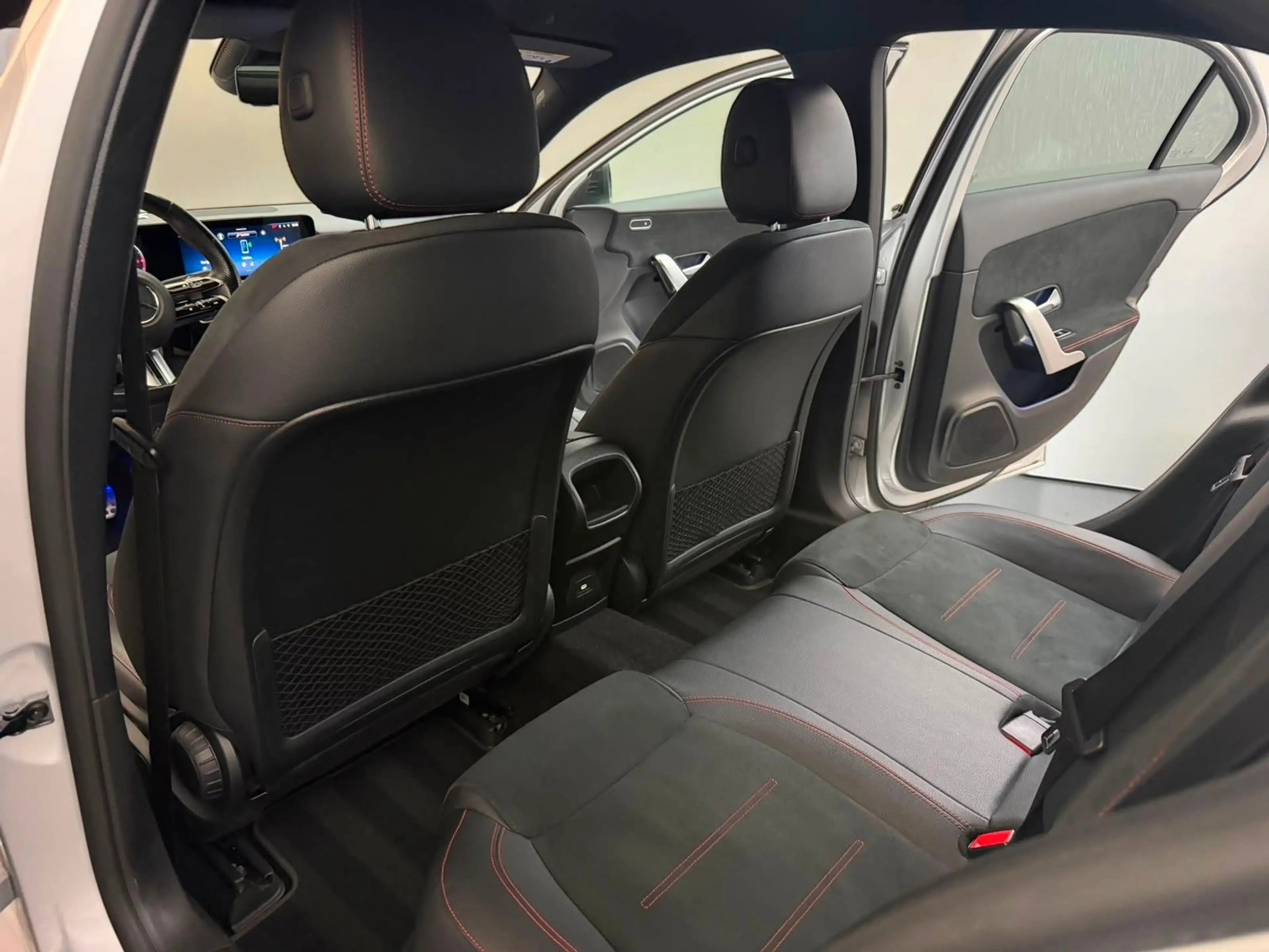 Mercedes-Benz A 200 d Limo AMG Line WIDE*LED*KAM*AHK*NIGHT*KEYL — photo 13