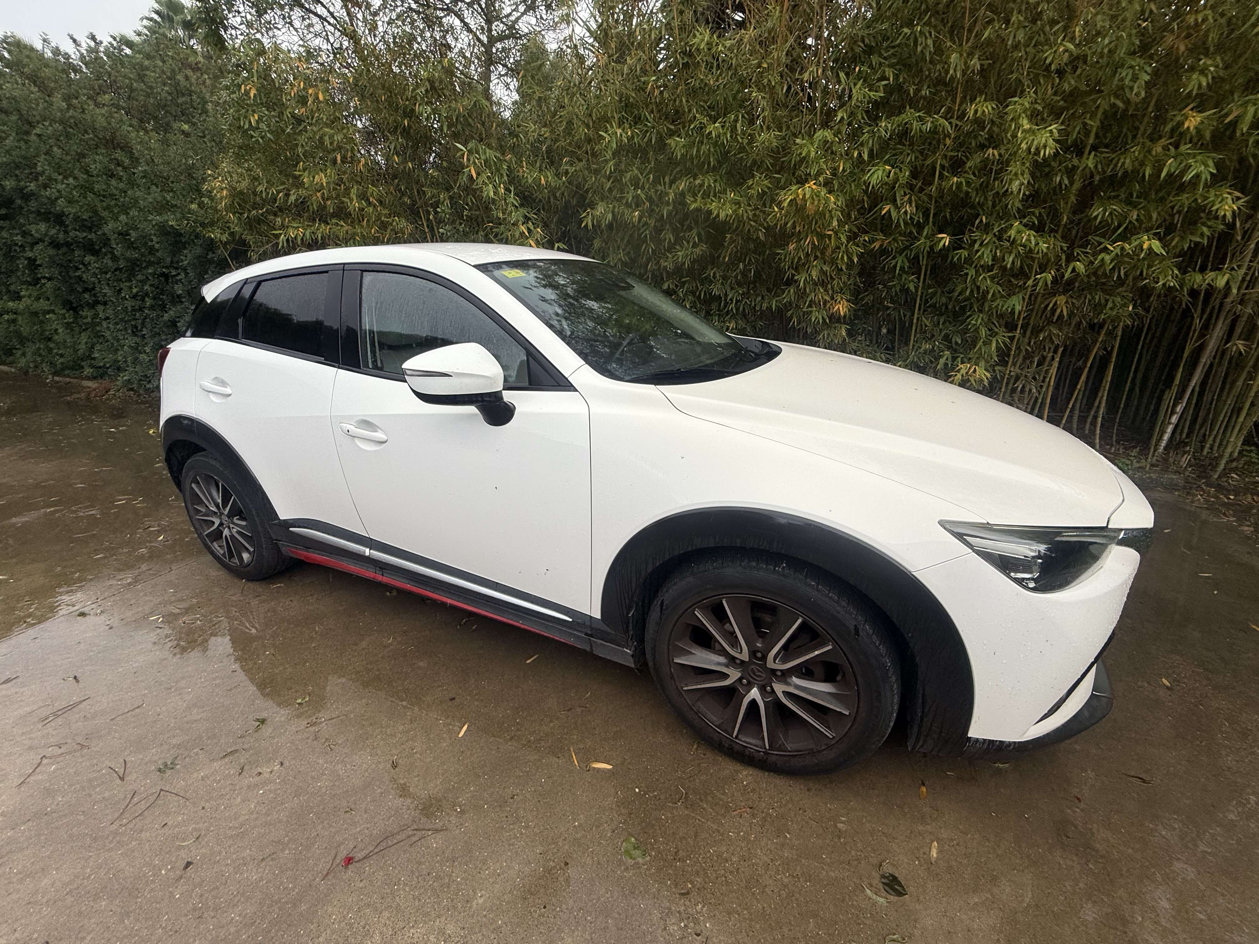 Mazda CX-3 1.5D Luxury P.White+P.Travel 2WD Pack White + Travel - foto 1
