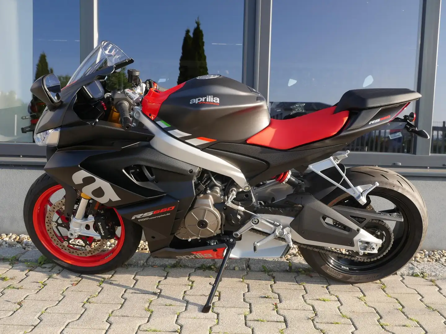 Aprilia RS 660 offen Apex Black - TOP - 1. Hand - 2
