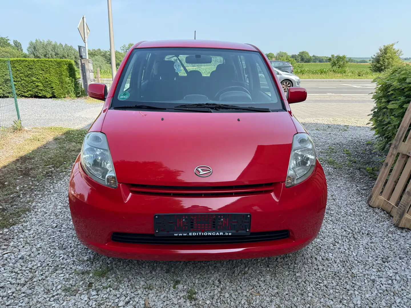Daihatsu Sirion Rot - 1