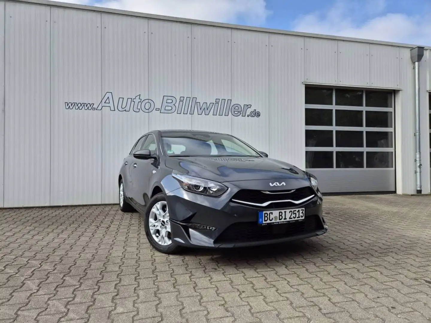 Kia Ceed / cee'd Ceed 5-Türer 1.5 T-GDI (140 PS) ISG DCT7 Vision Gris - 2