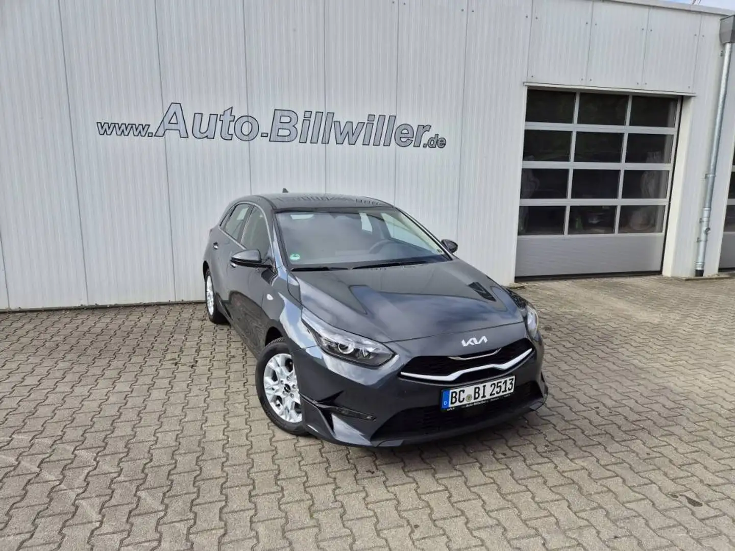 Kia Ceed / cee'd Ceed 5-Türer 1.5 T-GDI (140 PS) ISG DCT7 Vision Gris - 1