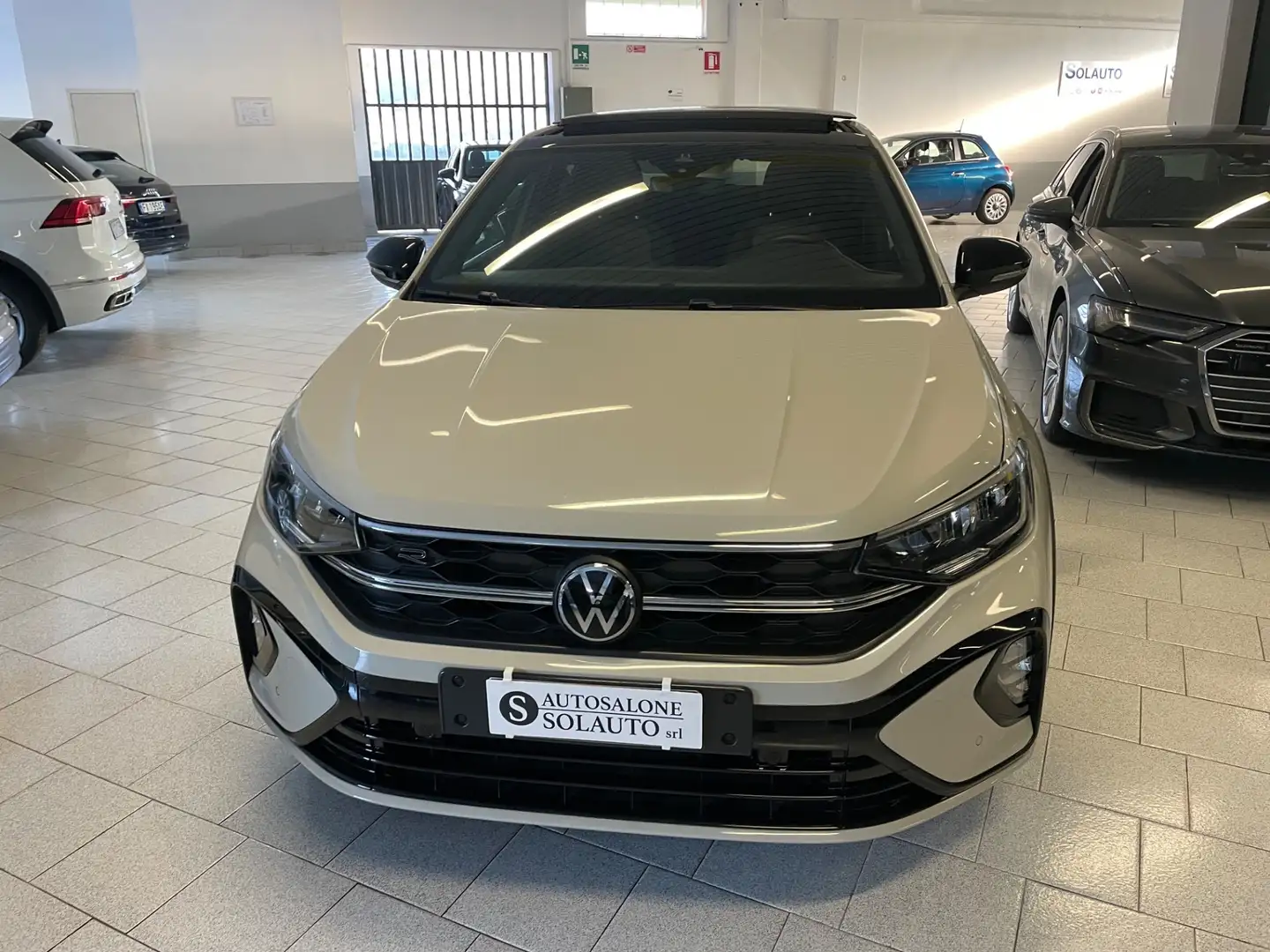 Volkswagen Taigo Taigo 1.0 TSI 115 CV DSG R-Line Grau - 2