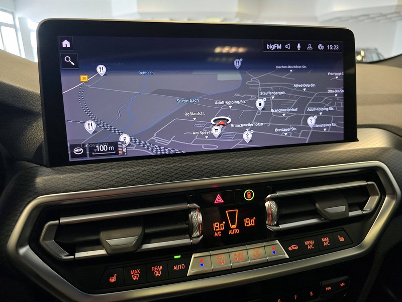 BMW X4 xDrive 20 d M Sportpaket Pano Kamera Navi Laser — photo 11