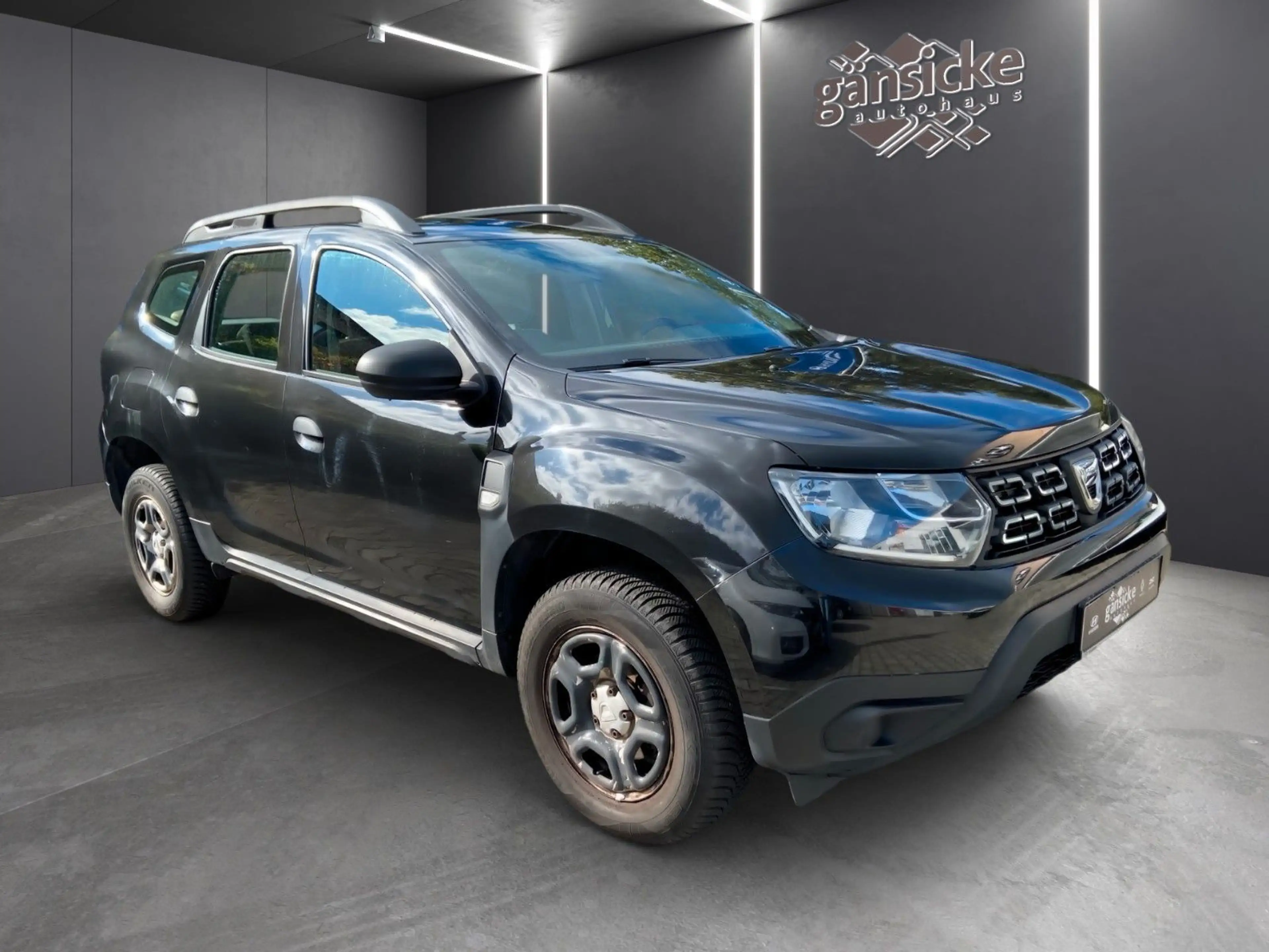 Dacia Duster TCe 130 2WD GPF Comfort — photo 2