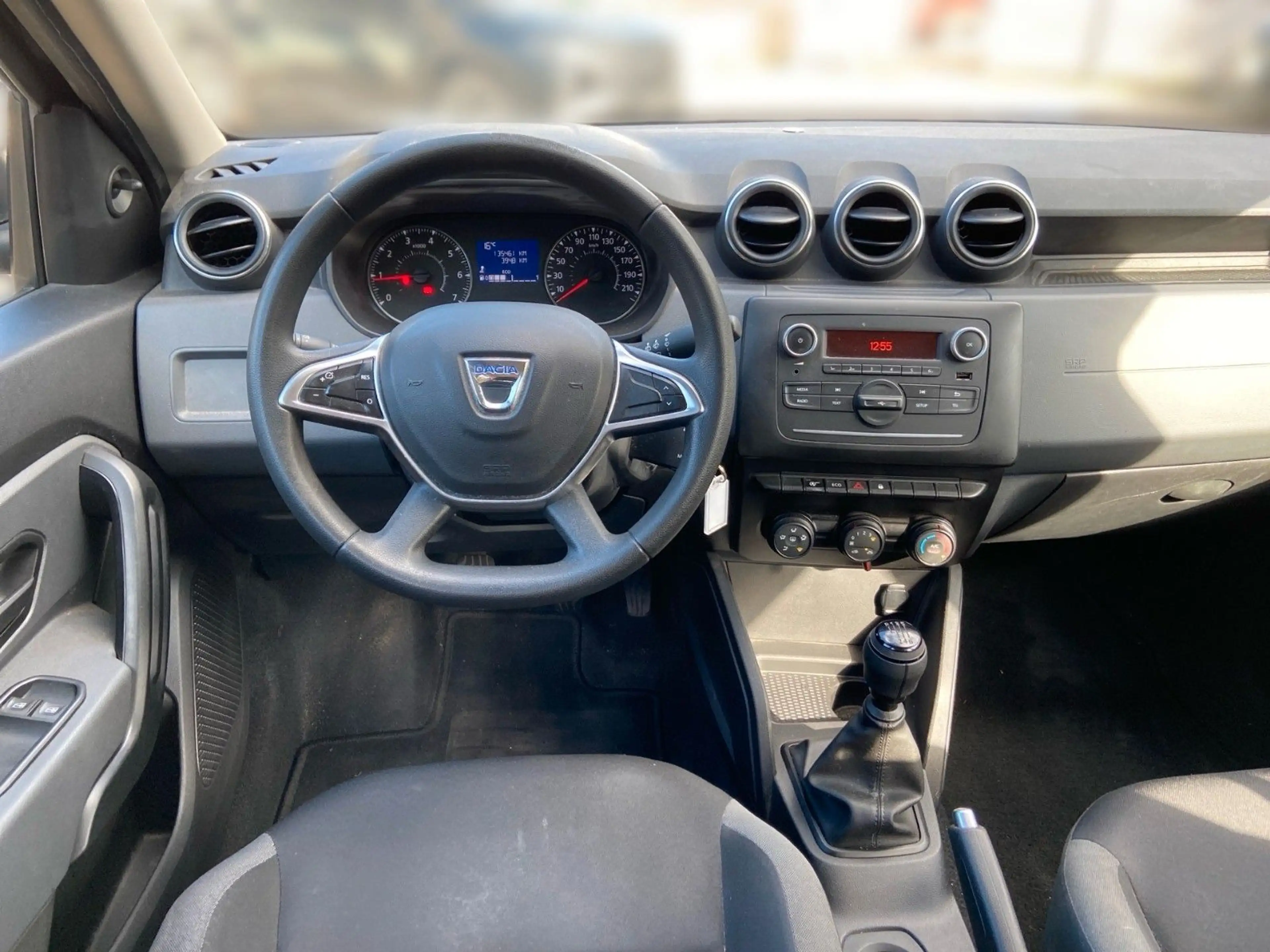 Dacia Duster TCe 130 2WD GPF Comfort — photo 11
