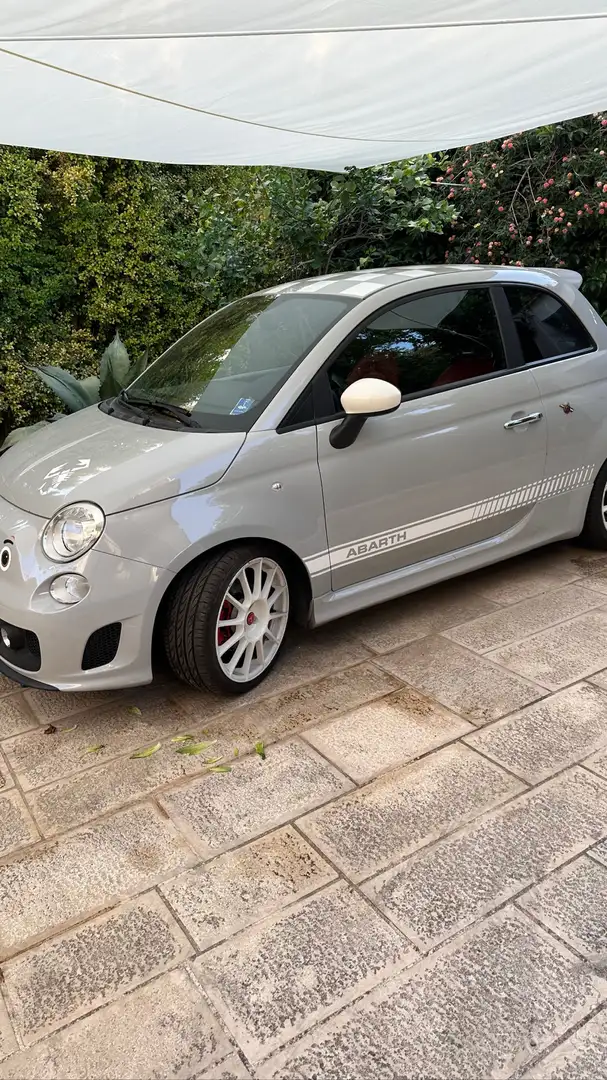 Abarth 500e assetto corsa Gris - 1