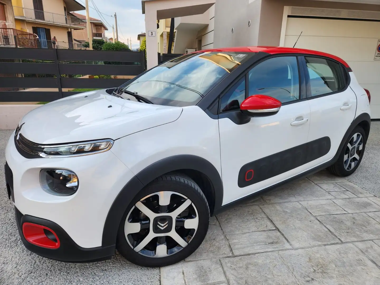 Citroen C3 C3 III 2017 1.2 puretech Feel s Bianco - 2