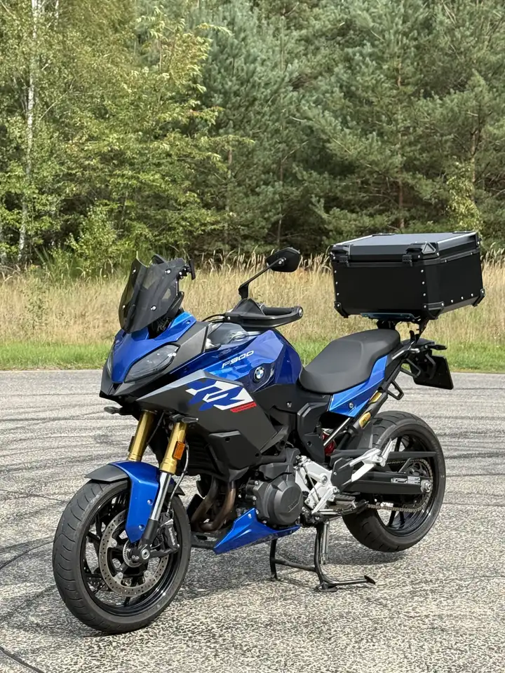 BMW F 900 XR