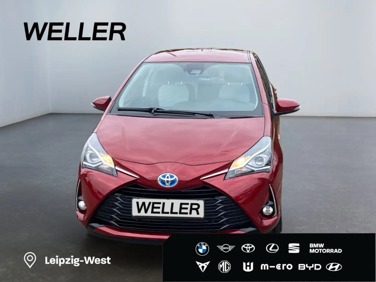 Toyota Yaris Hybrid 1.5 Team D *Kamera*SHZ*SmartKey*BT* Rot - 2
