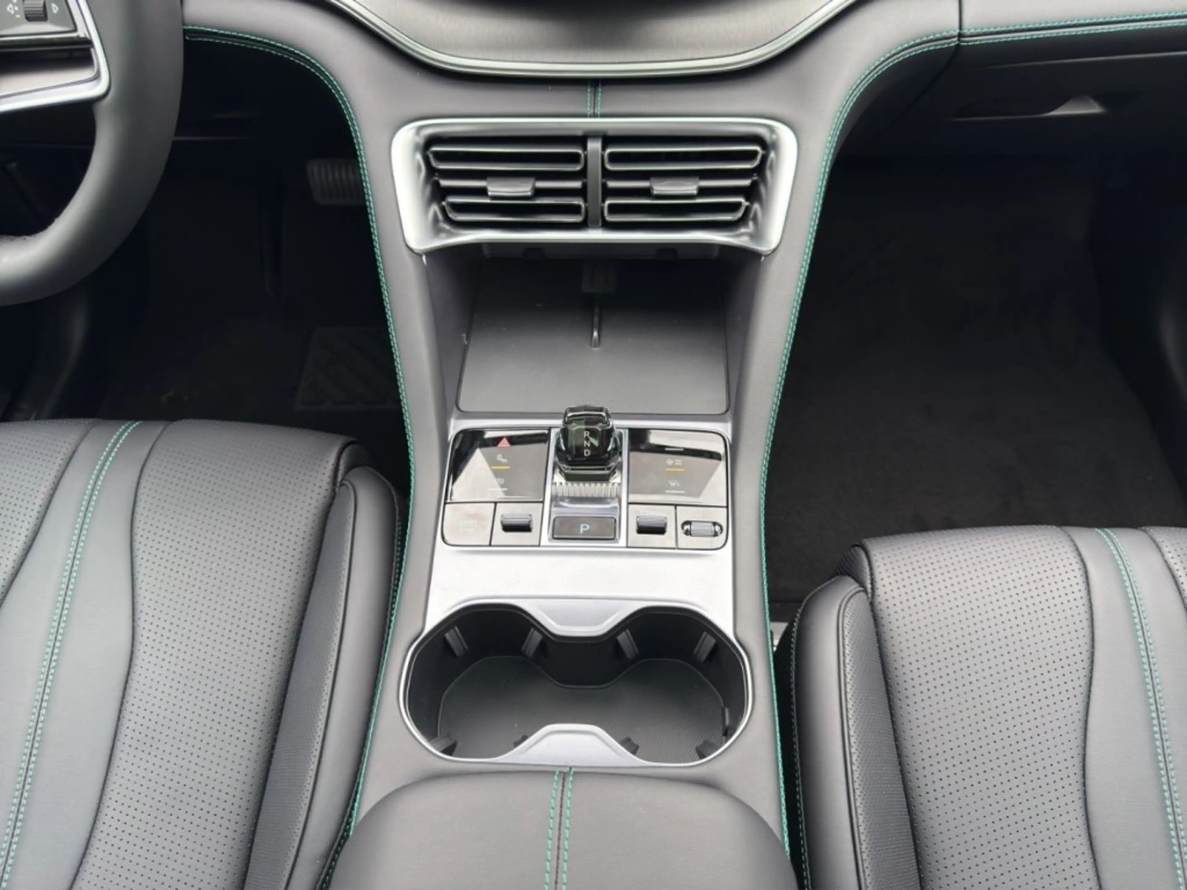 BYD Seal U Comfort — photo 10