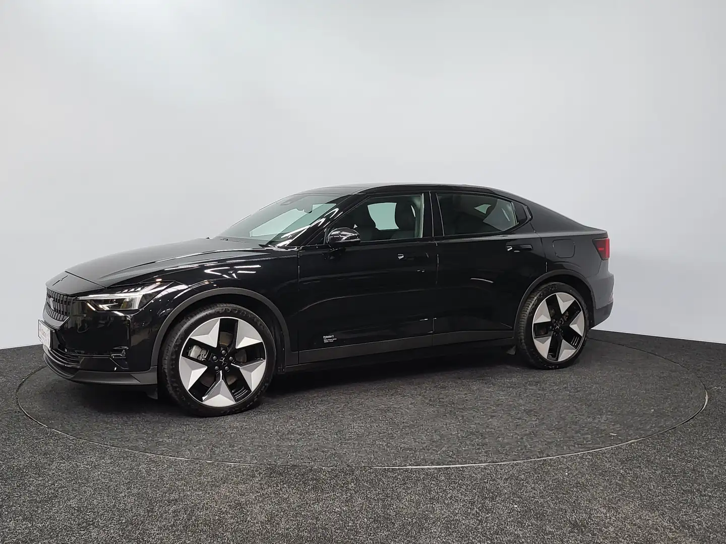 Polestar 2 Single Motor 69kWh ~ Led ~ Pano ~ ACC ~ CarPlay Schwarz - 1