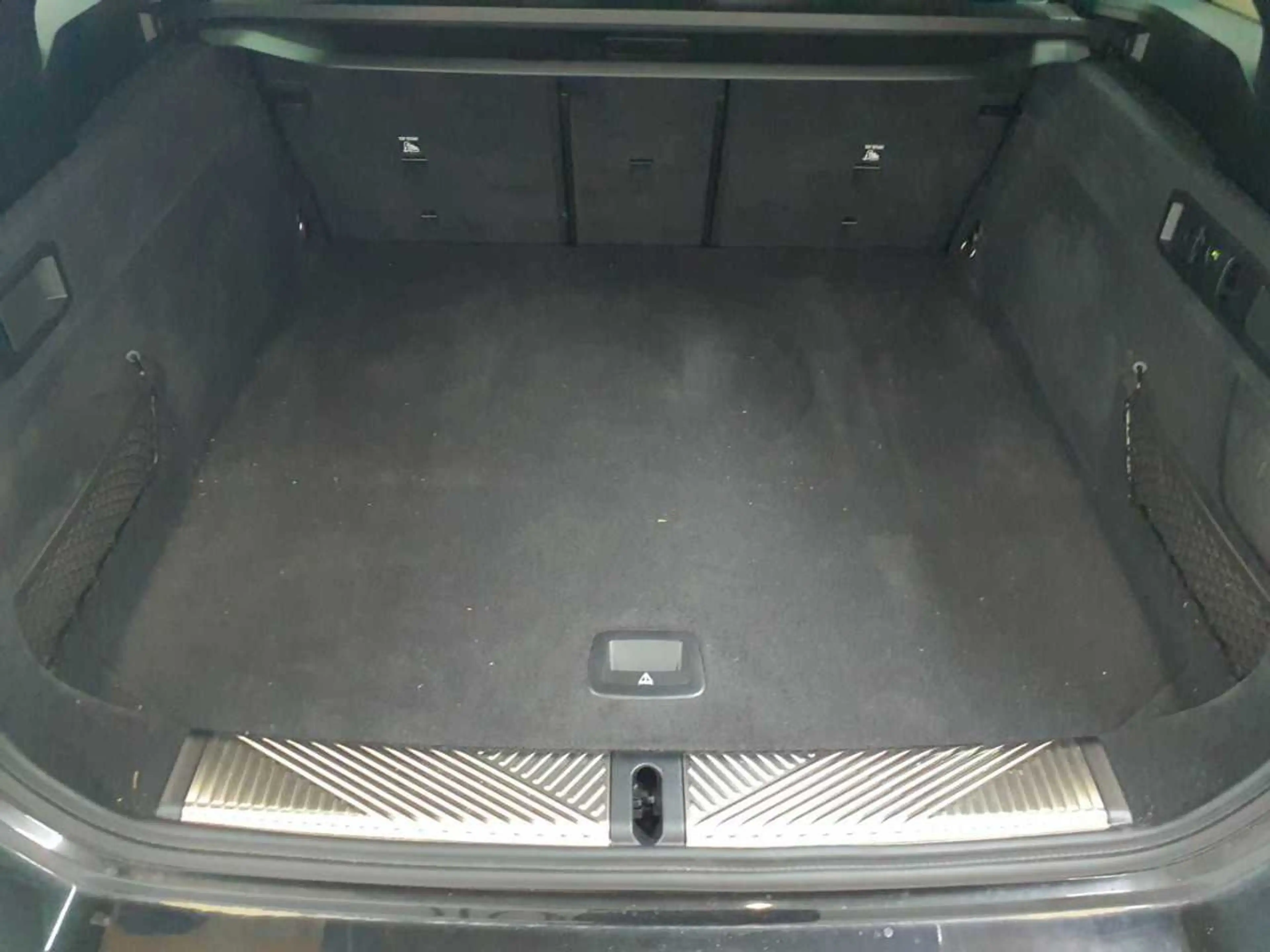 BMW i5 i5 M60 Touring M Sport Pro AHK Sitzbel HuD — photo 15