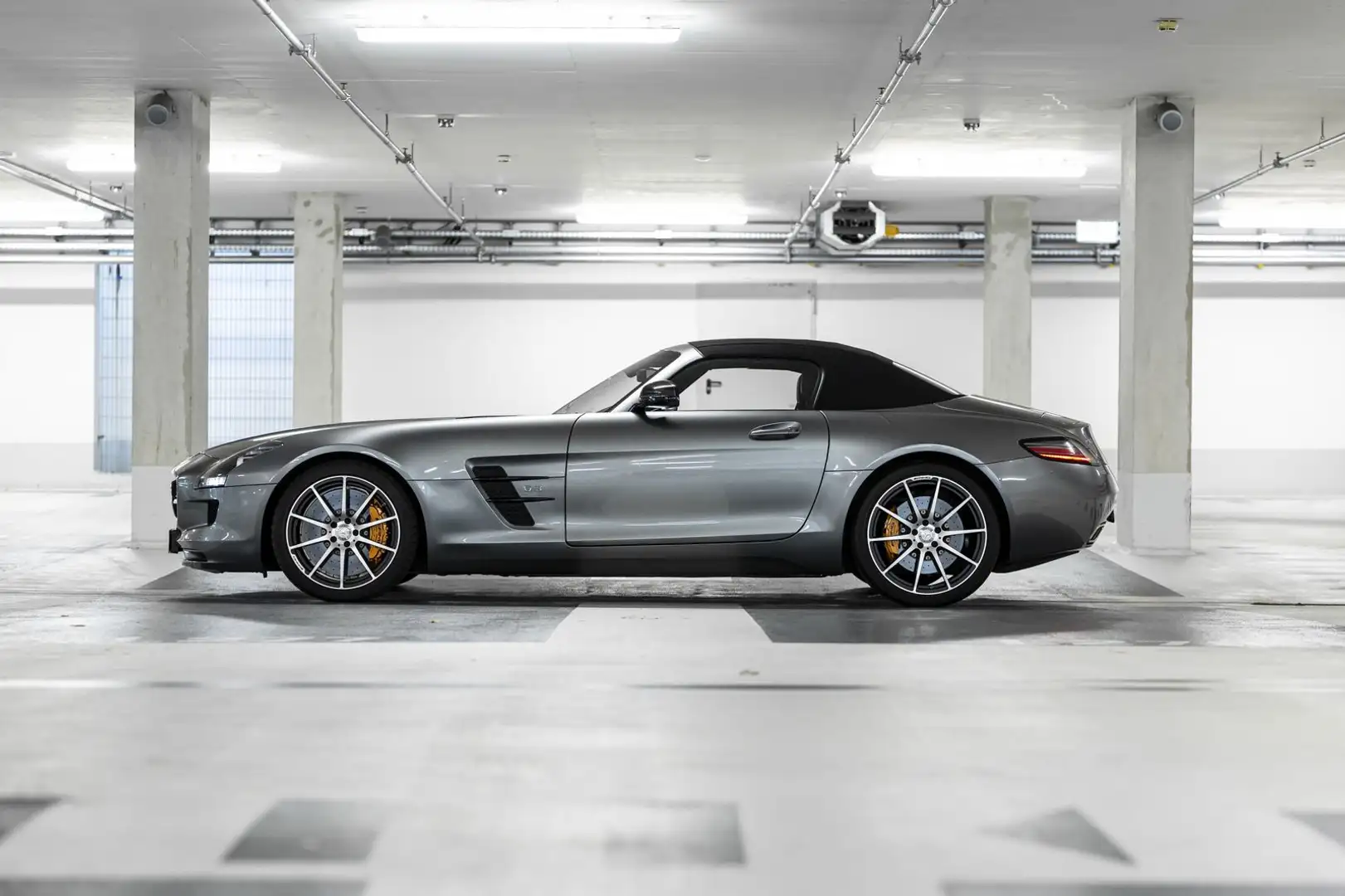 Mercedes-Benz SLS GT Roadster 2Hd|Deutsch|Memory|Airscarf| Gris - 2