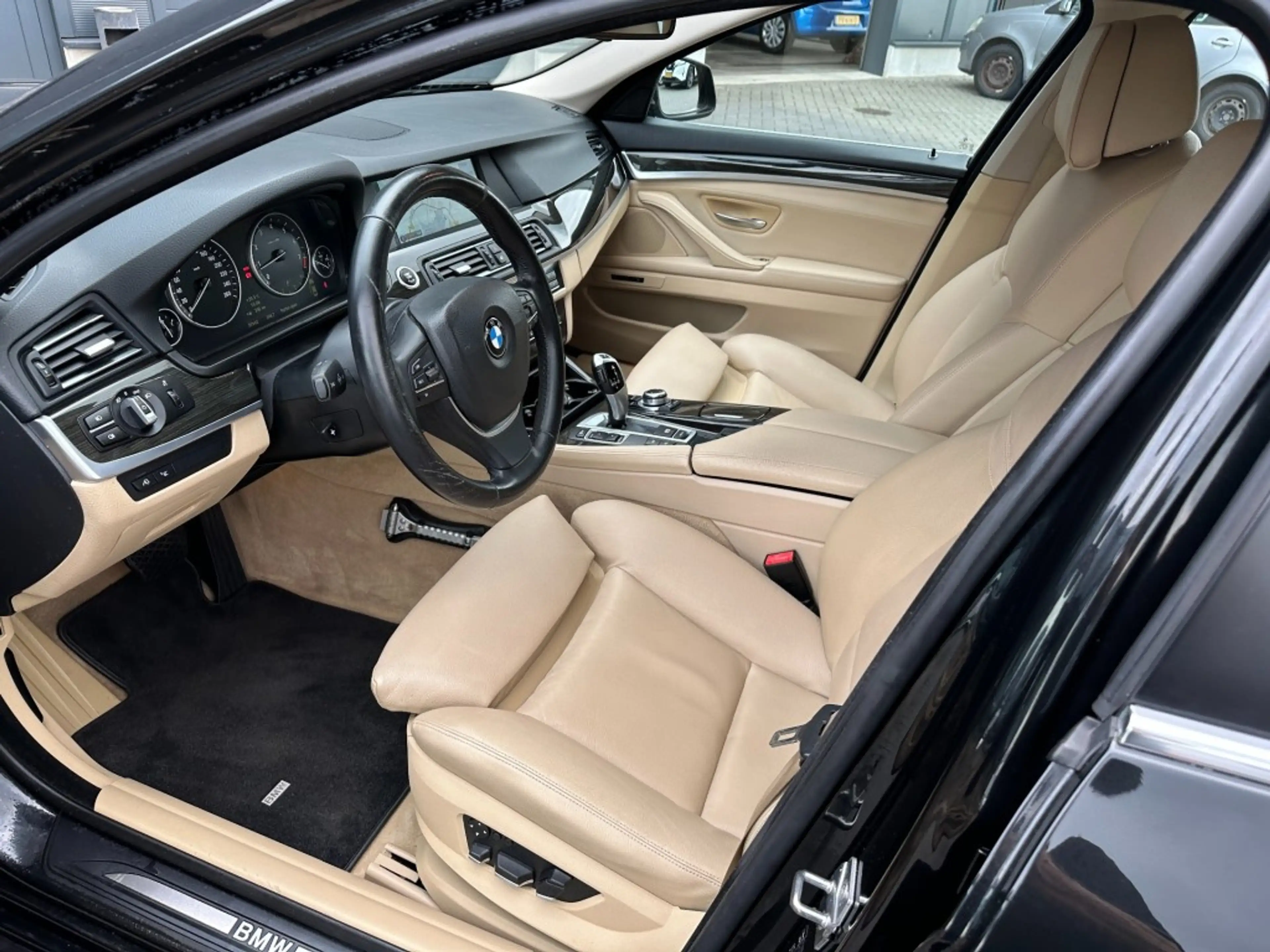 BMW 528 528i Aut.High-Executive org. Ned. 97000 KM !! — photo 14