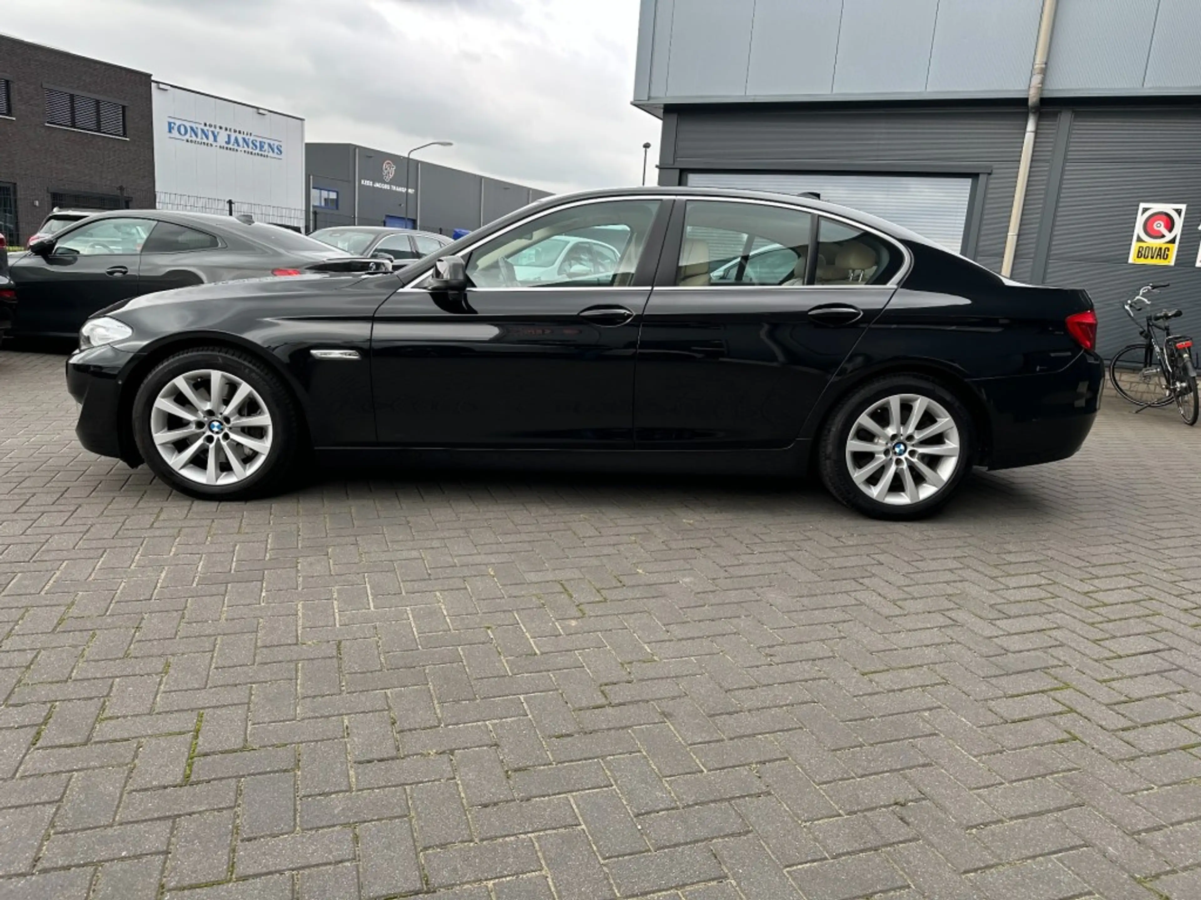 BMW 528 528i Aut.High-Executive org. Ned. 97000 KM !! — photo 4