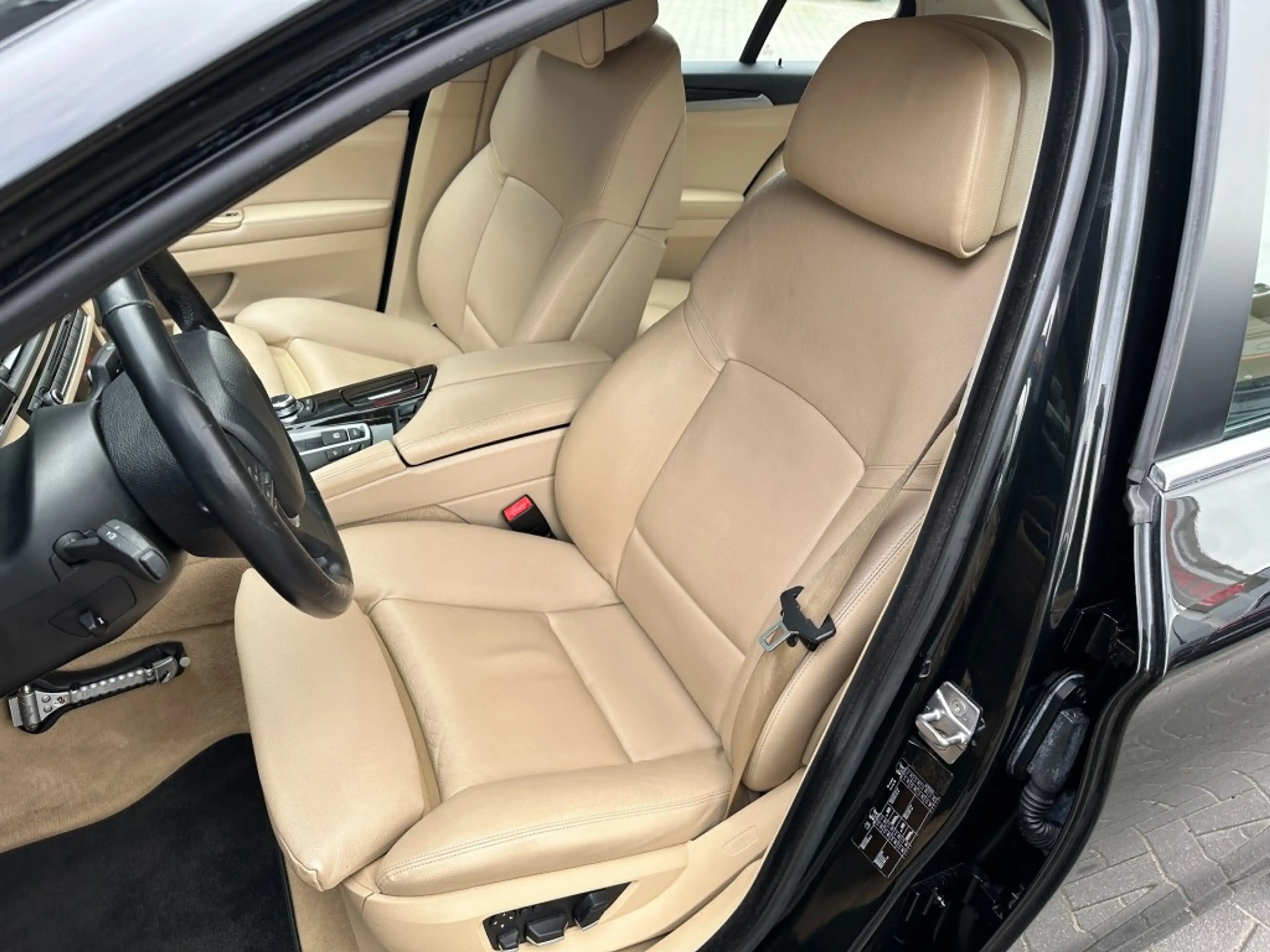 BMW 528 528i Aut.High-Executive org. Ned. 97000 KM !! — photo 13