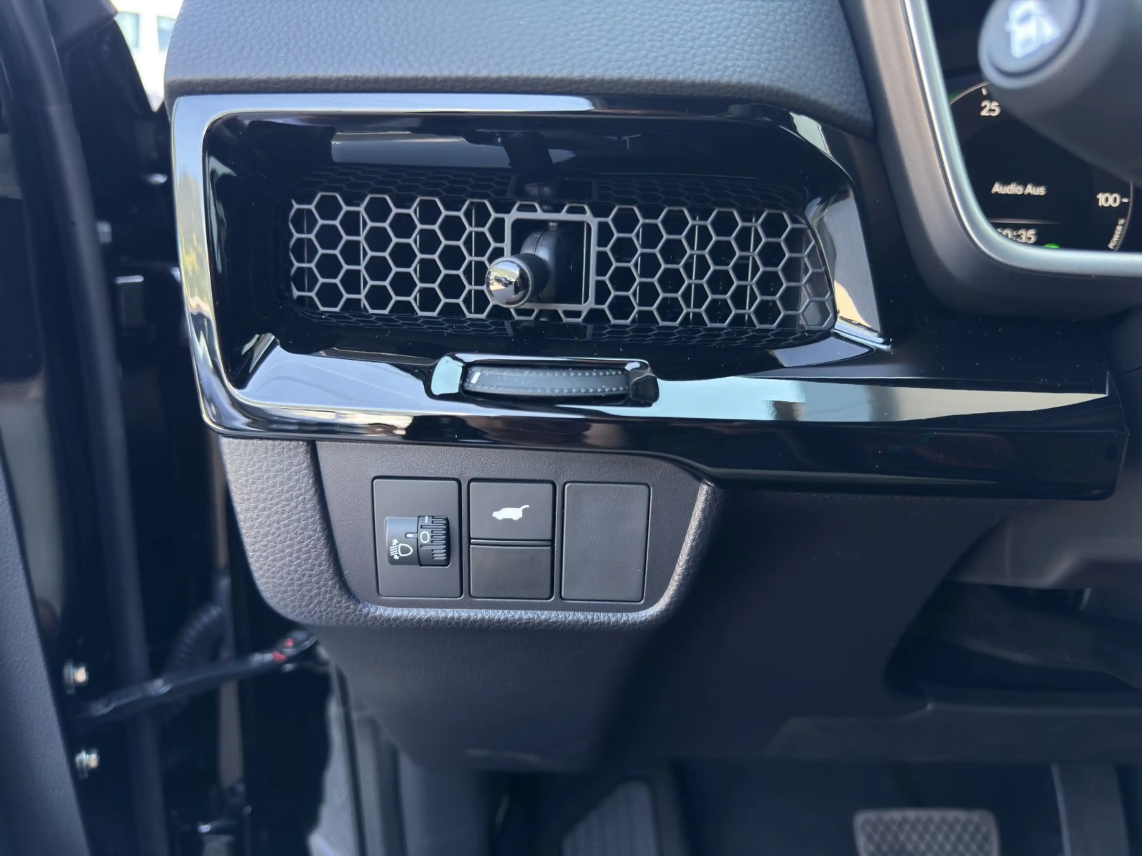 Honda CR-V 2.0 eHEV 4WD AT Elegance Ambi DAB Pano SHD — photo 15