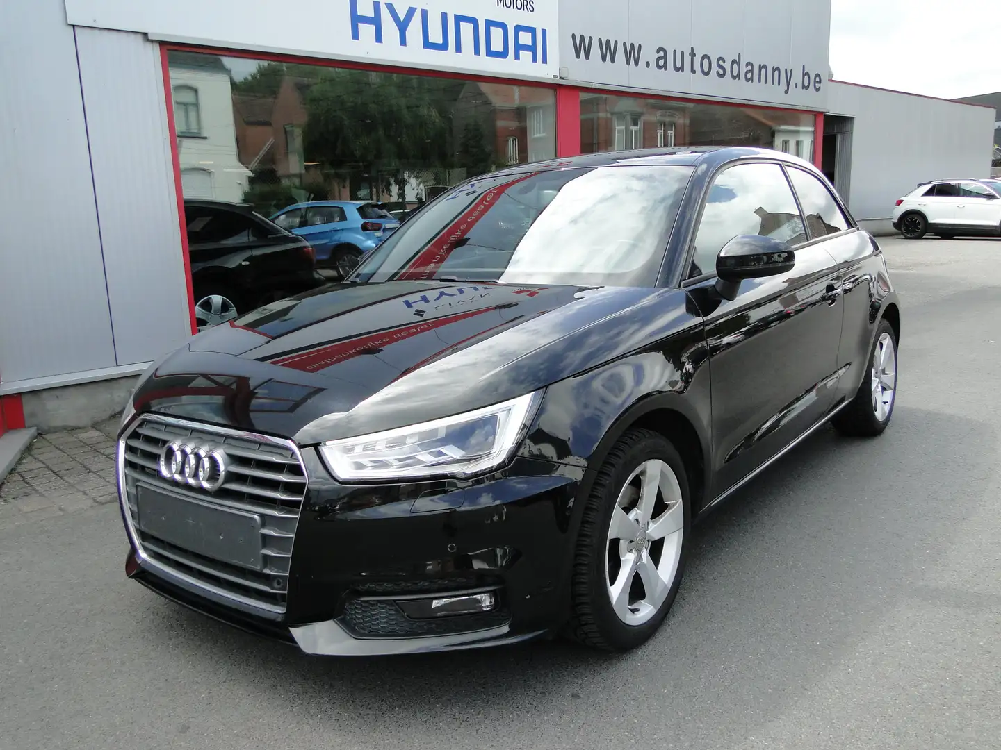 Audi A1 A1 1.4 TFSI sport navigatie Noir - 1