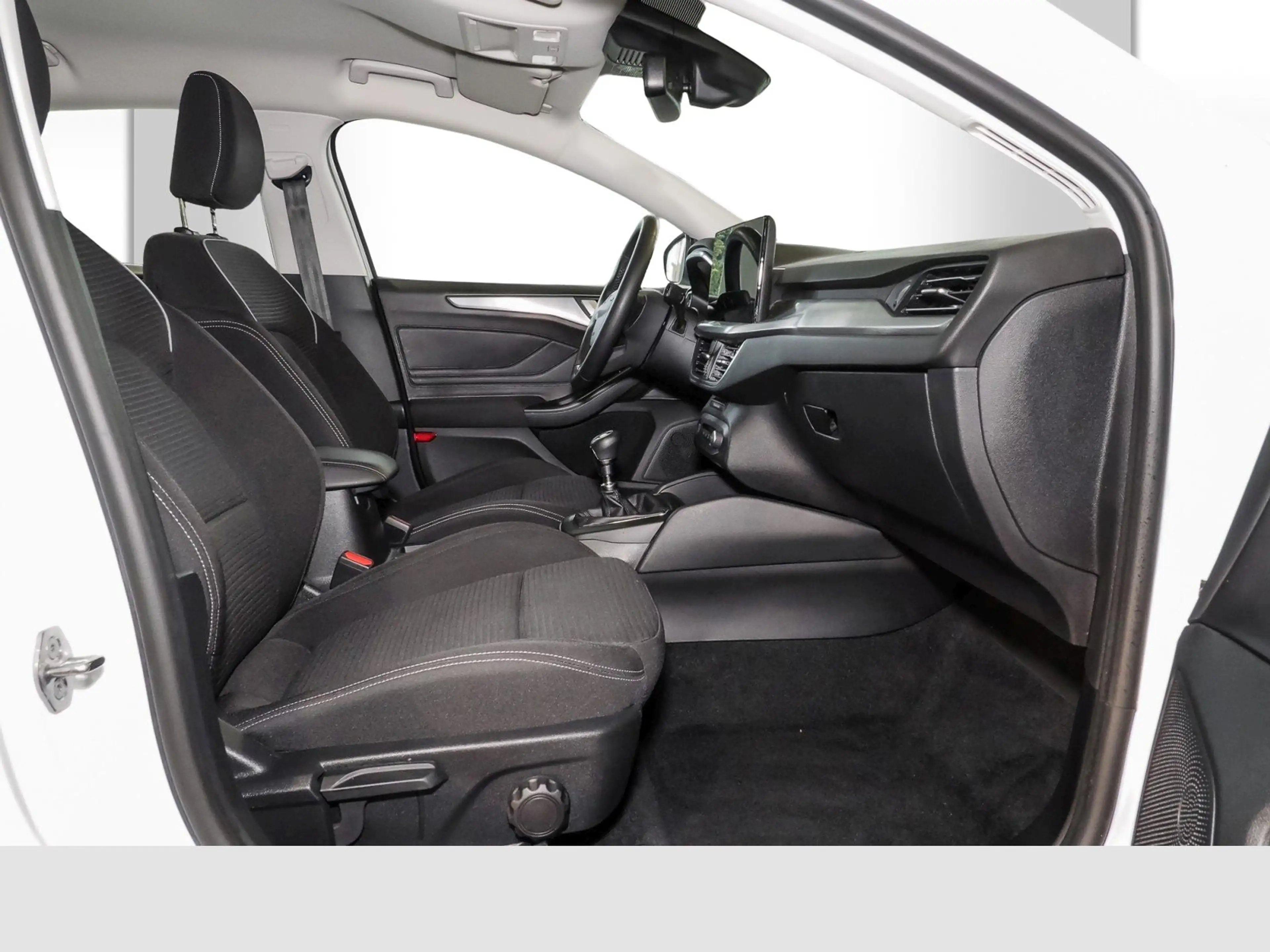 Ford Focus TITANIUM — photo 6