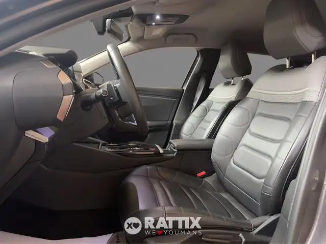 Citroen C5 X view 8