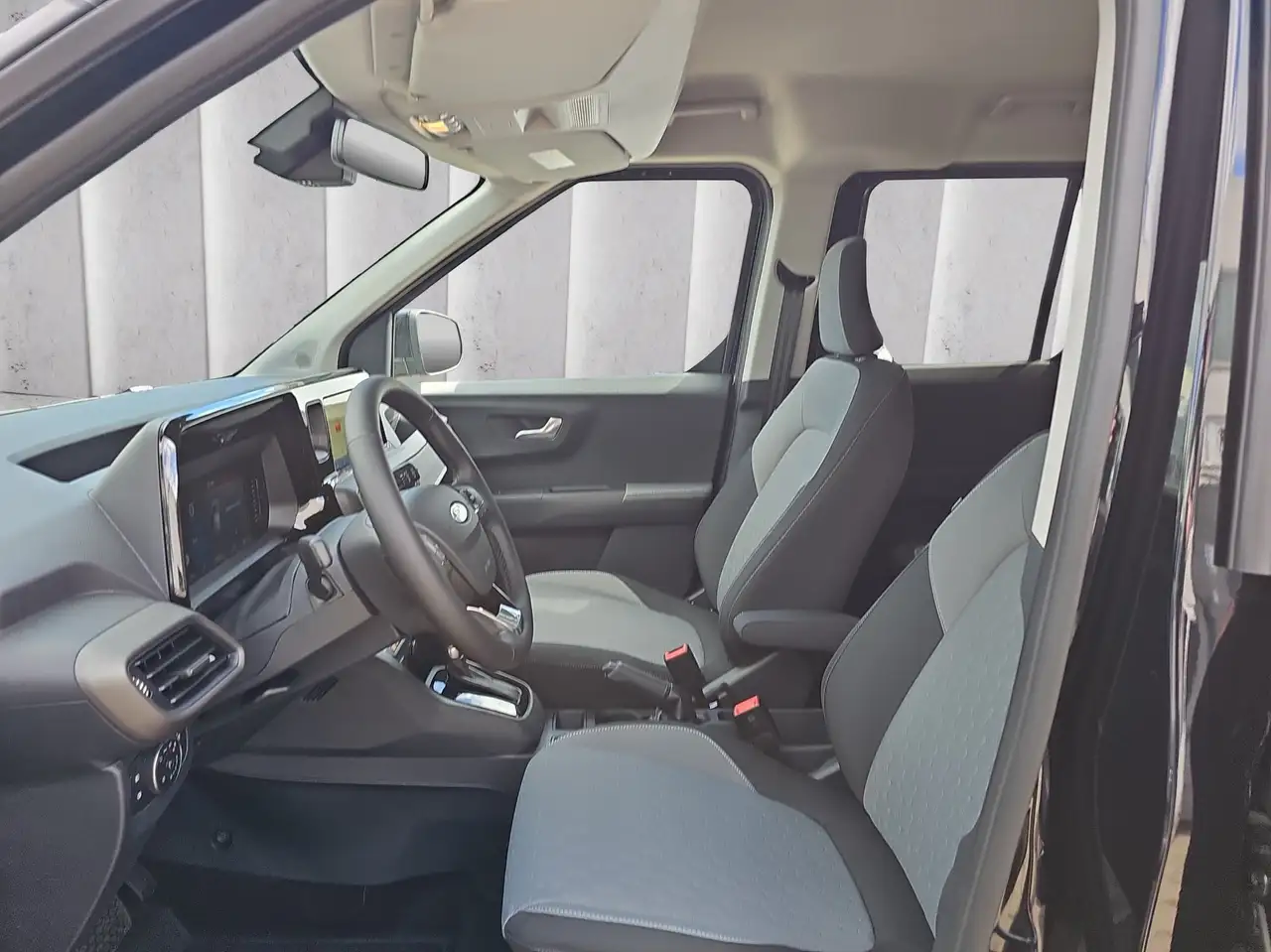 Ford Tourneo Courier Titanium 1.0 EcoBoost 92 kW Auto Kompaktvan. 5-tür 10