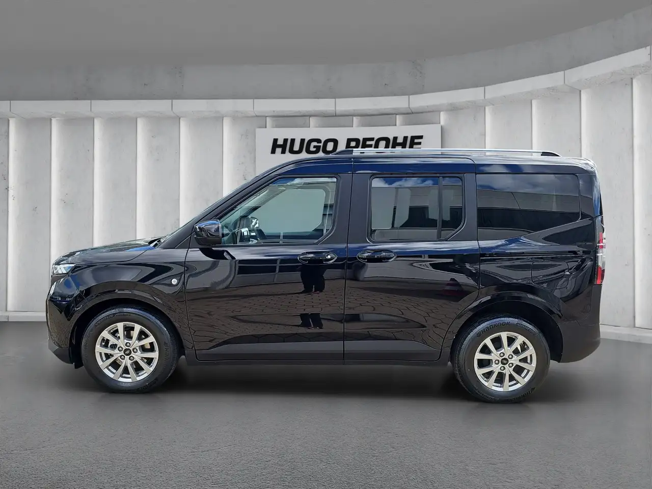 Ford Tourneo Courier Titanium 1.0 EcoBoost 92 kW Auto Kompaktvan. 5-tür 2