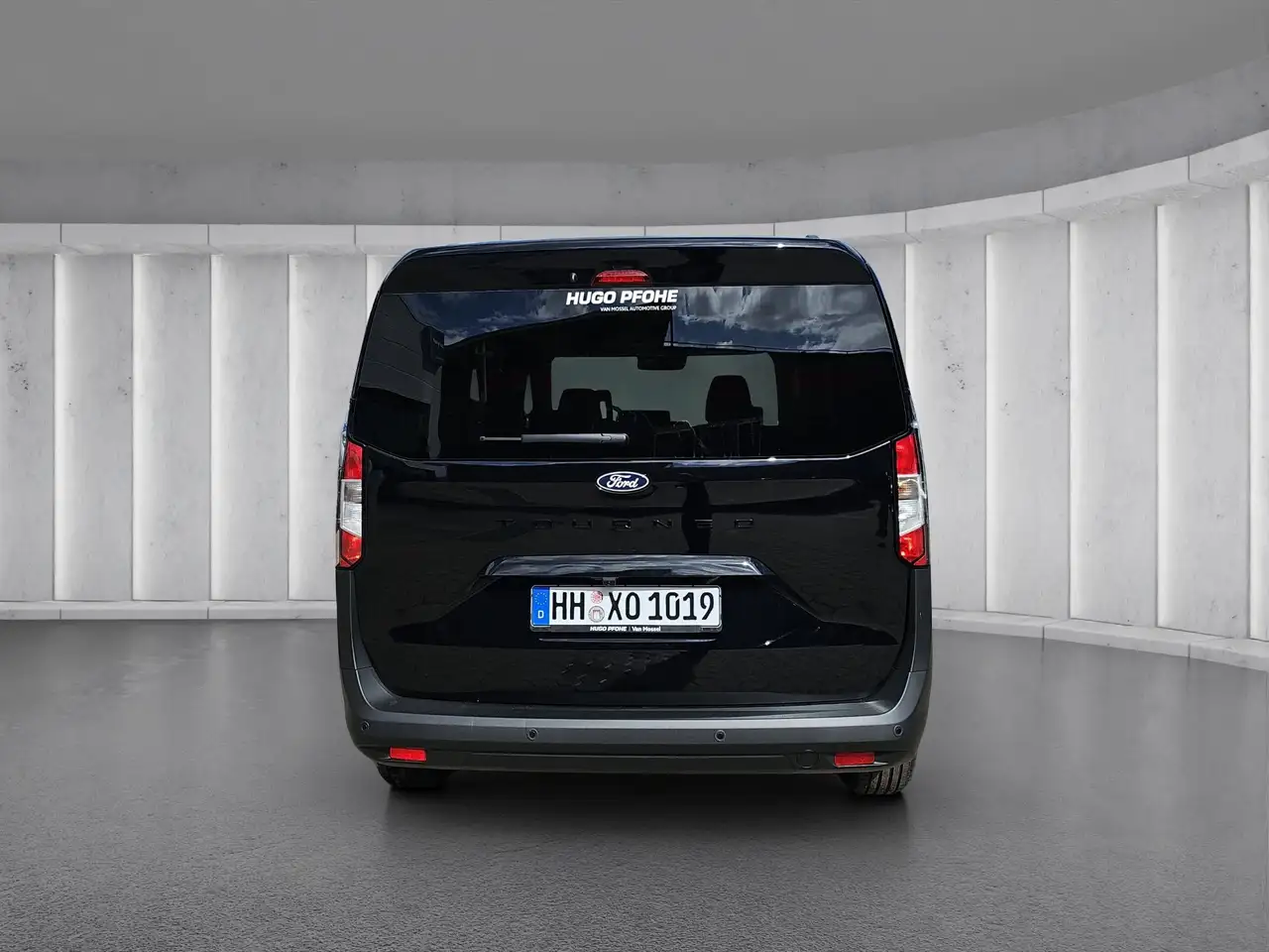 Ford Tourneo Courier Titanium 1.0 EcoBoost 92 kW Auto Kompaktvan. 5-tür 4