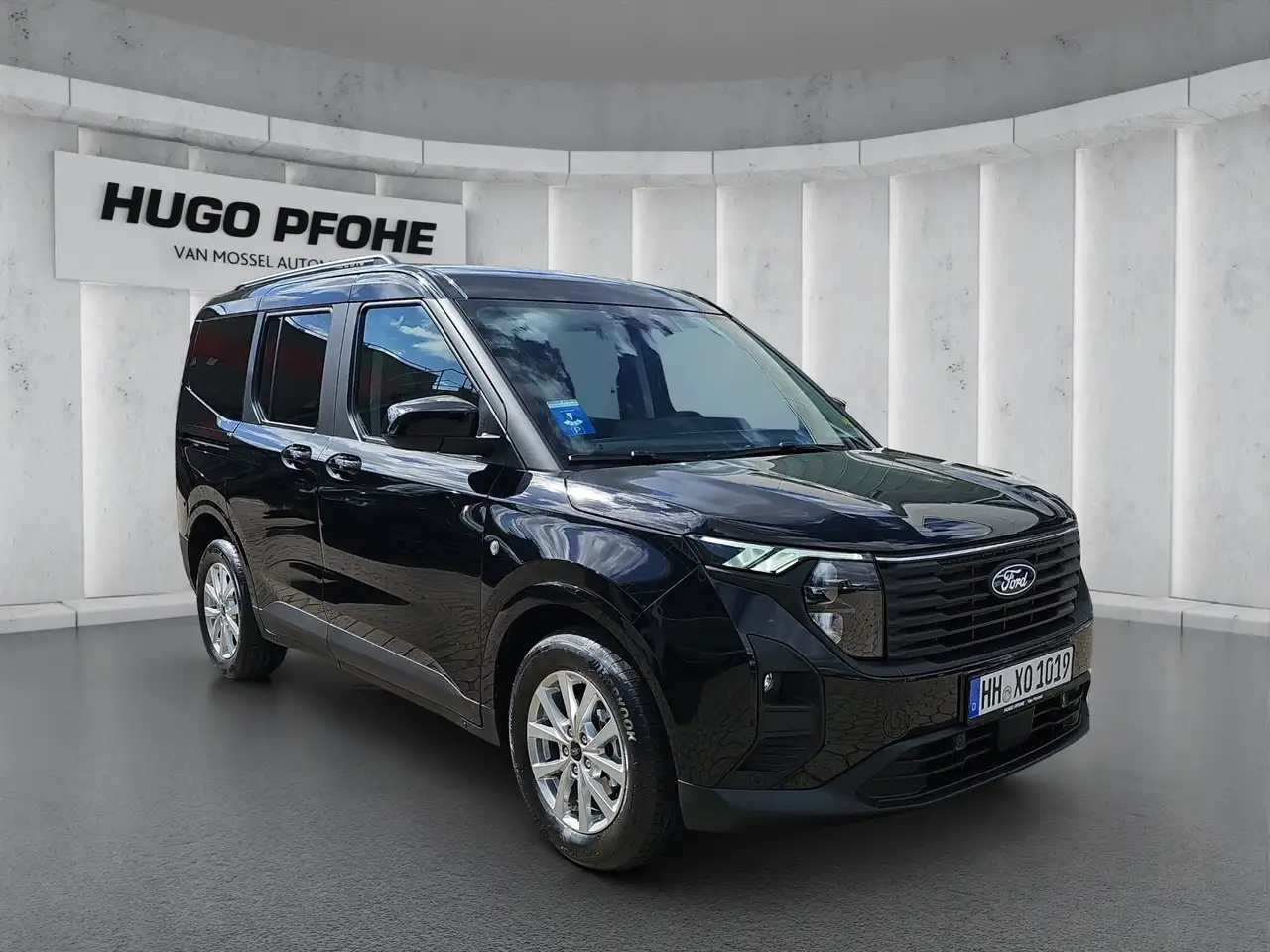 Ford Tourneo Courier Titanium 1.0 EcoBoost 92 kW Auto Kompaktvan. 5-tür 7