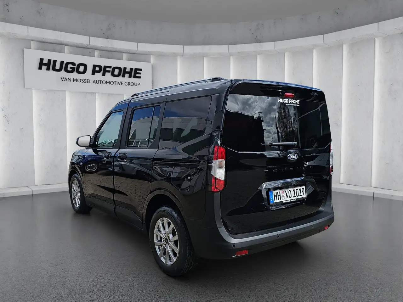 Ford Tourneo Courier Titanium 1.0 EcoBoost 92 kW Auto Kompaktvan. 5-tür 3