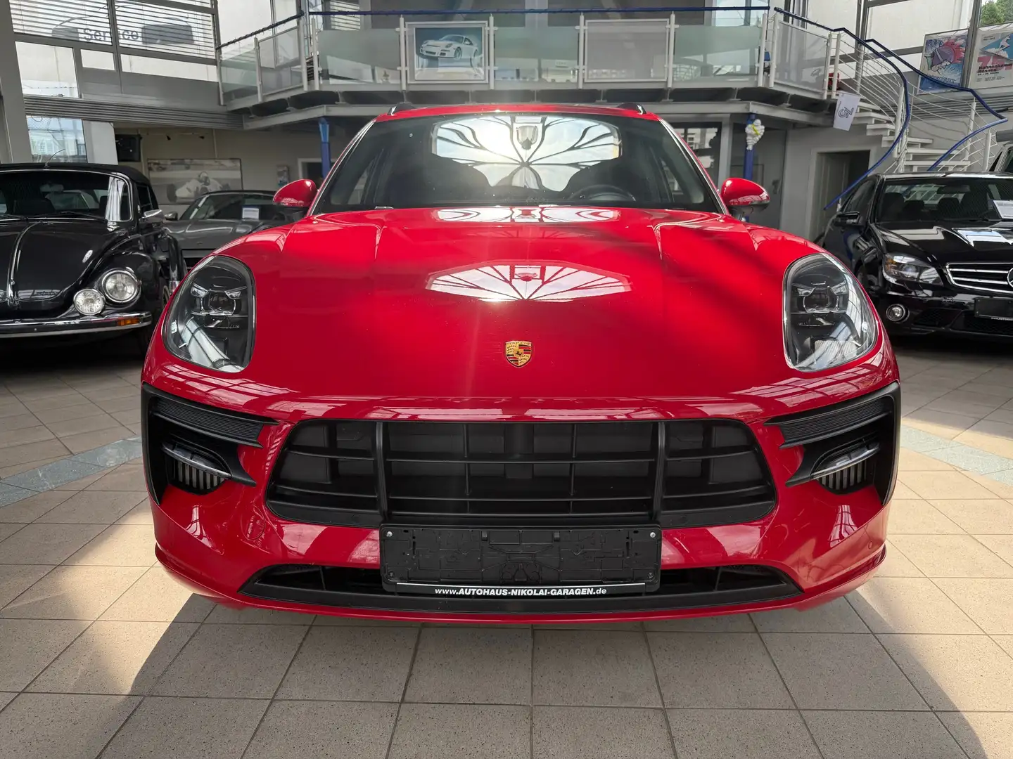 Porsche Macan GTS Panorama-Glasdach Rot - 2