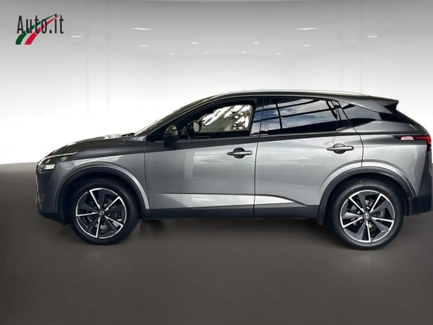 Nissan Qashqai Tekna plus 1.3 Dig-T Schwarz - 2