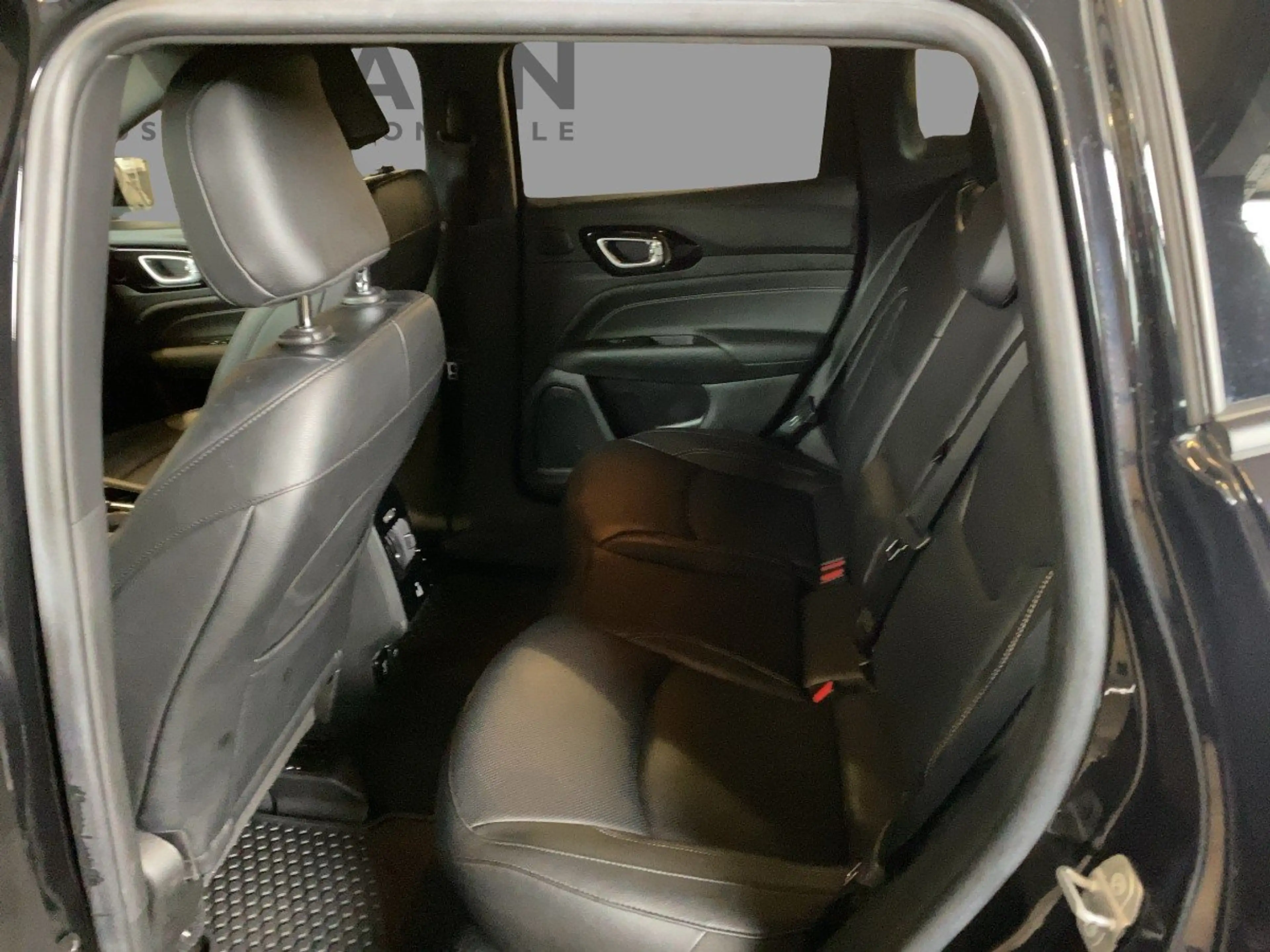 Jeep Compass 1.3 S CAM*LED*NAVI*PANO*SHZ*TWA*2xKlima — photo 9