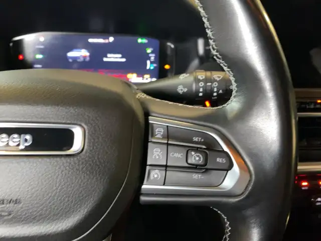 Jeep Compass view 17