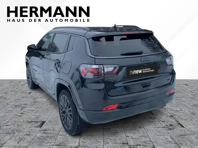 Jeep Compass view 4