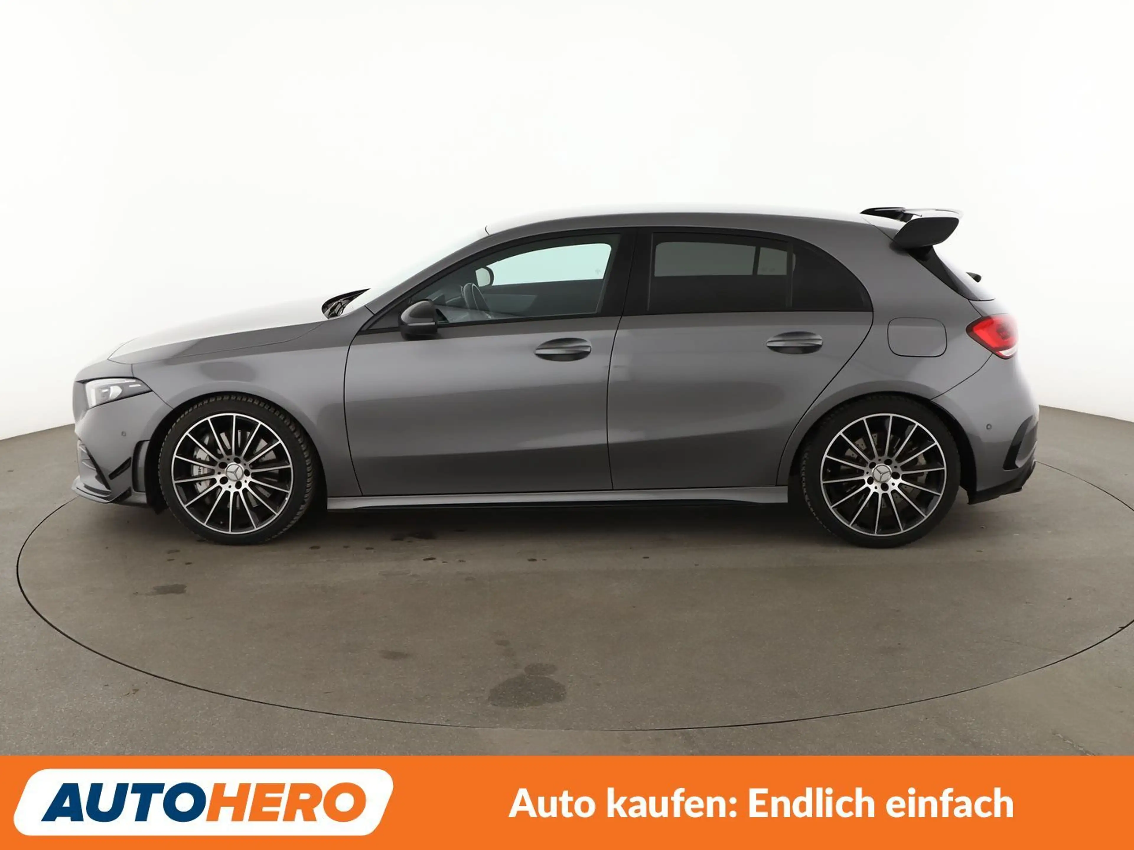 Mercedes-Benz A 35 AMG A 35 AMG 4Matic Aut.*NAVI*LED*TEMPO* — photo 3