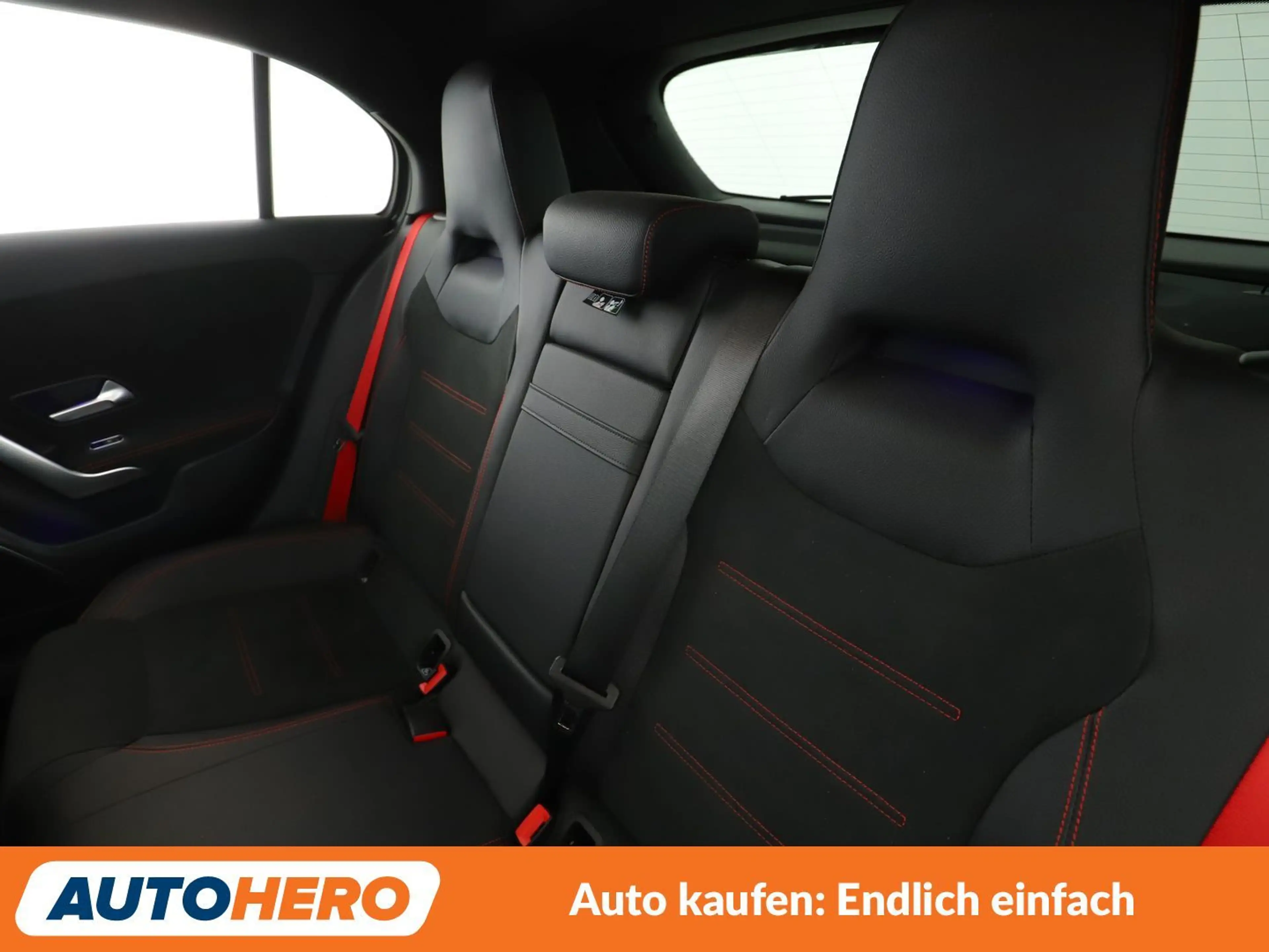 Mercedes-Benz A 35 AMG A 35 AMG 4Matic Aut.*NAVI*LED*TEMPO* — photo 14