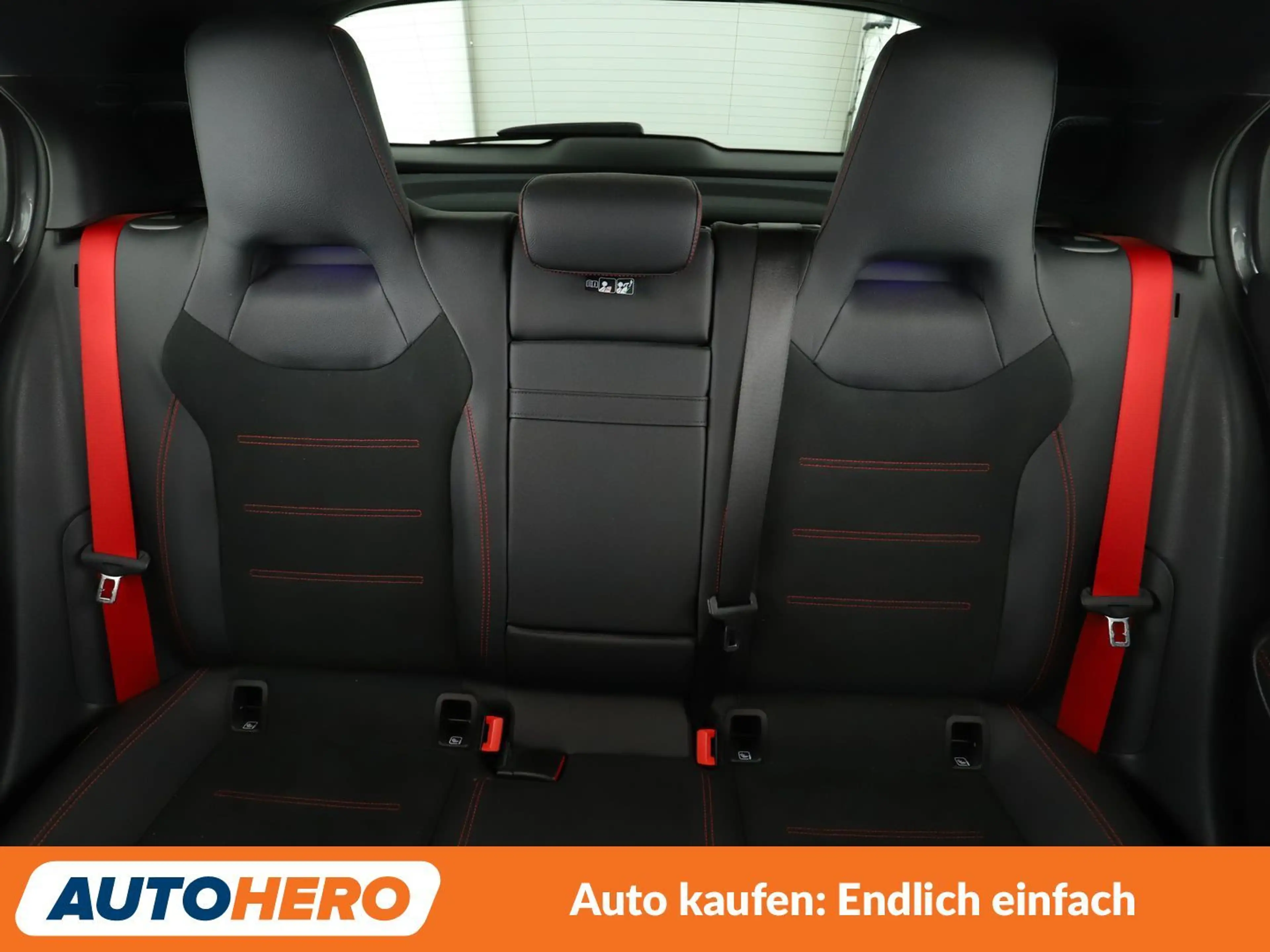Mercedes-Benz A 35 AMG A 35 AMG 4Matic Aut.*NAVI*LED*TEMPO* — photo 15
