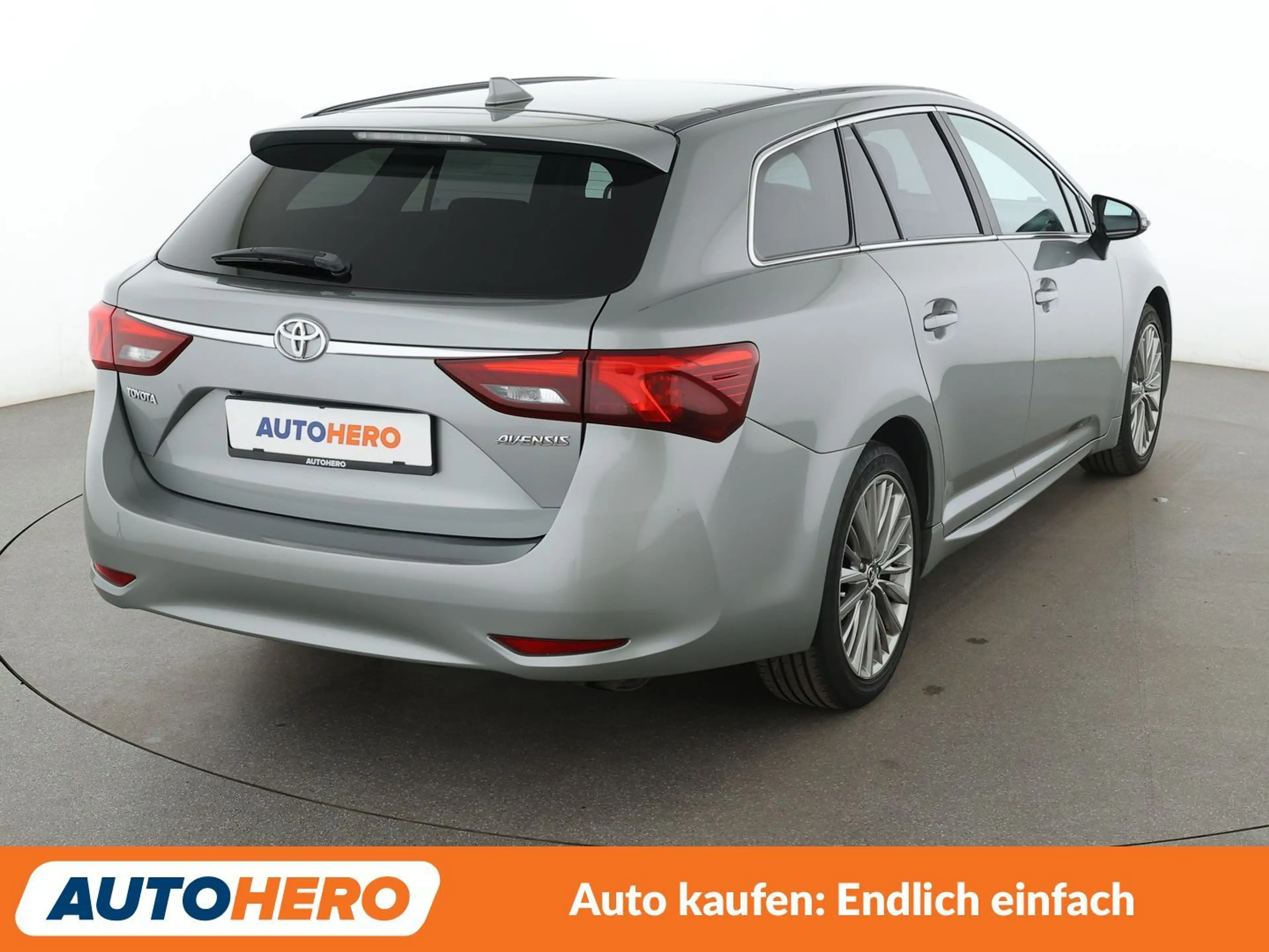 Toyota Avensis 1.8 Edition *NAVI*TEMPO*SHZ* — photo 6