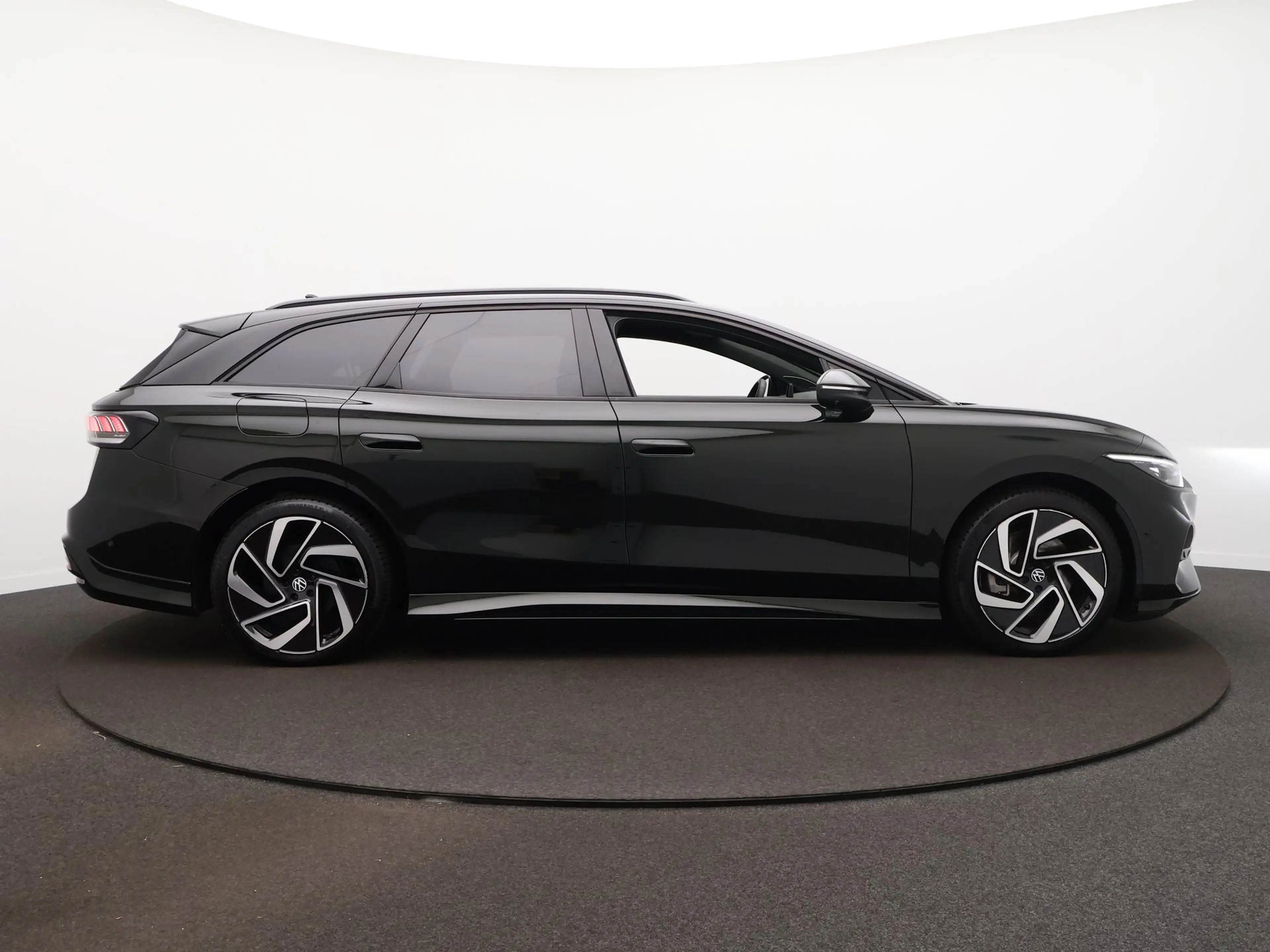 Volkswagen ID.7 Tourer Pro S Business 86 kWh | Panodak | Harman Ka — photo 5
