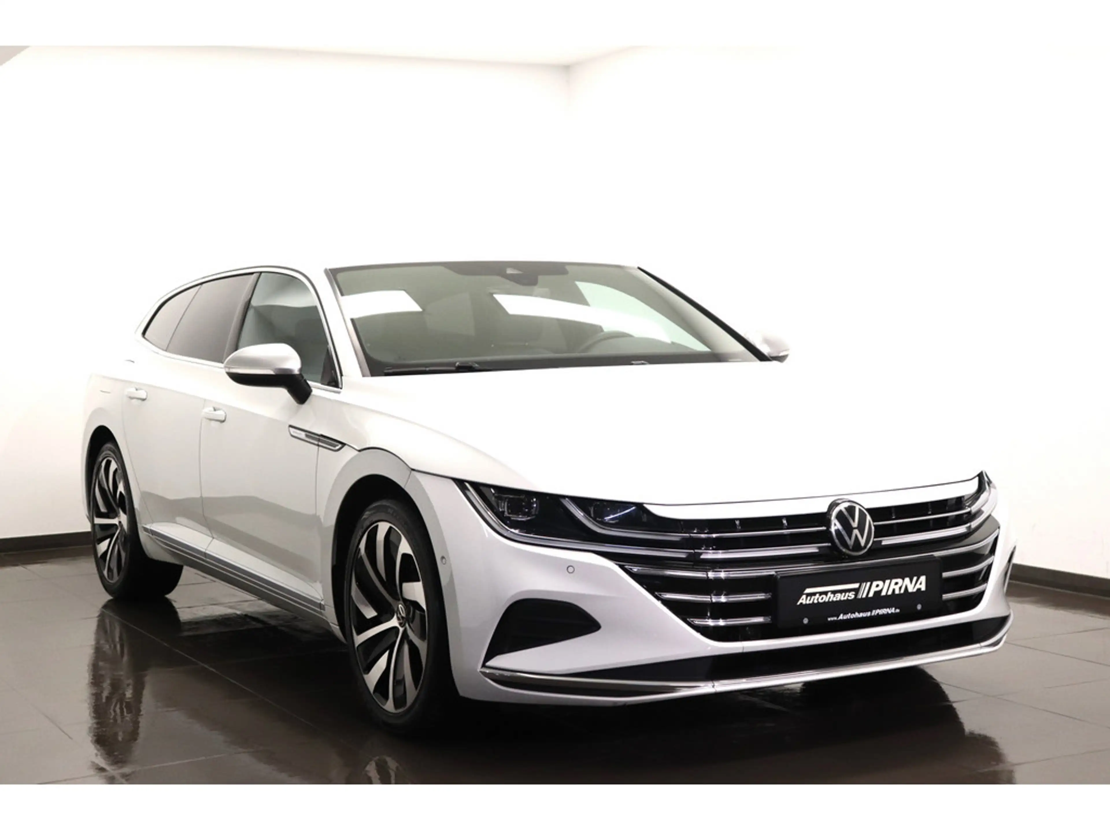 Volkswagen Arteon Shooting Brake 2.0 TSI Elegance #LEDER #Matrix — photo 2