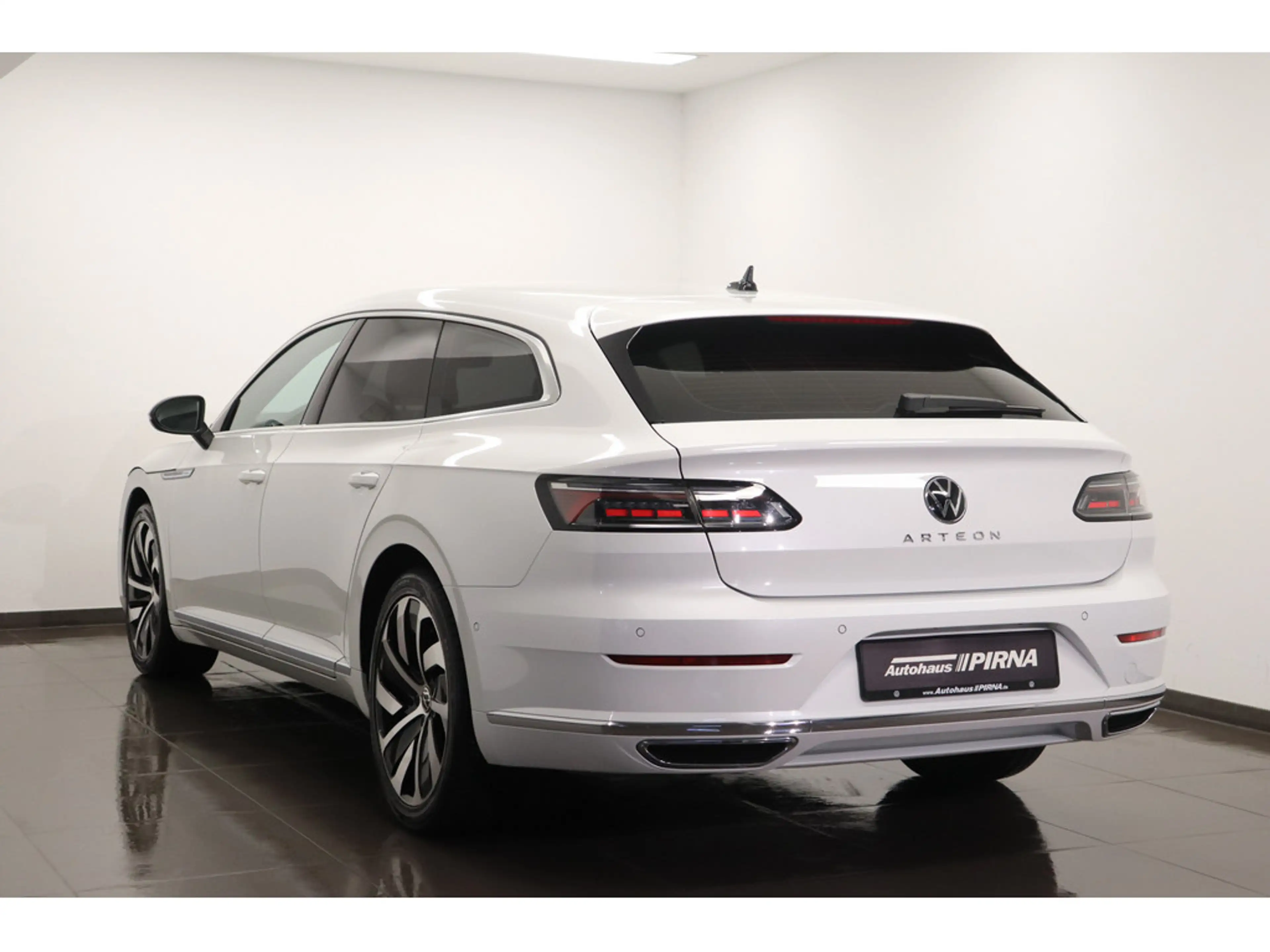 Volkswagen Arteon Shooting Brake 2.0 TSI Elegance #LEDER #Matrix — photo 3