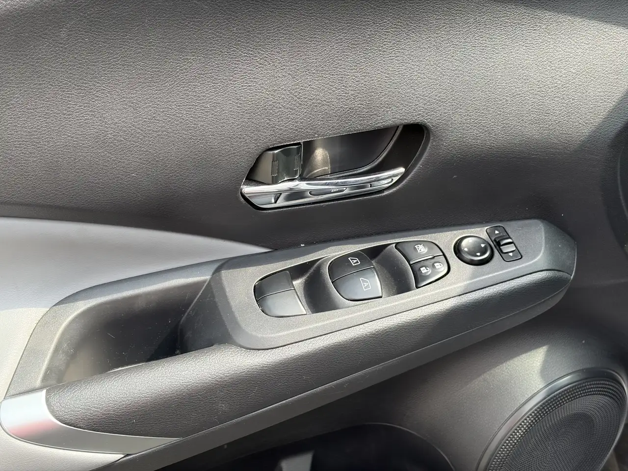Nissan Kicks photo Nissan Kicks