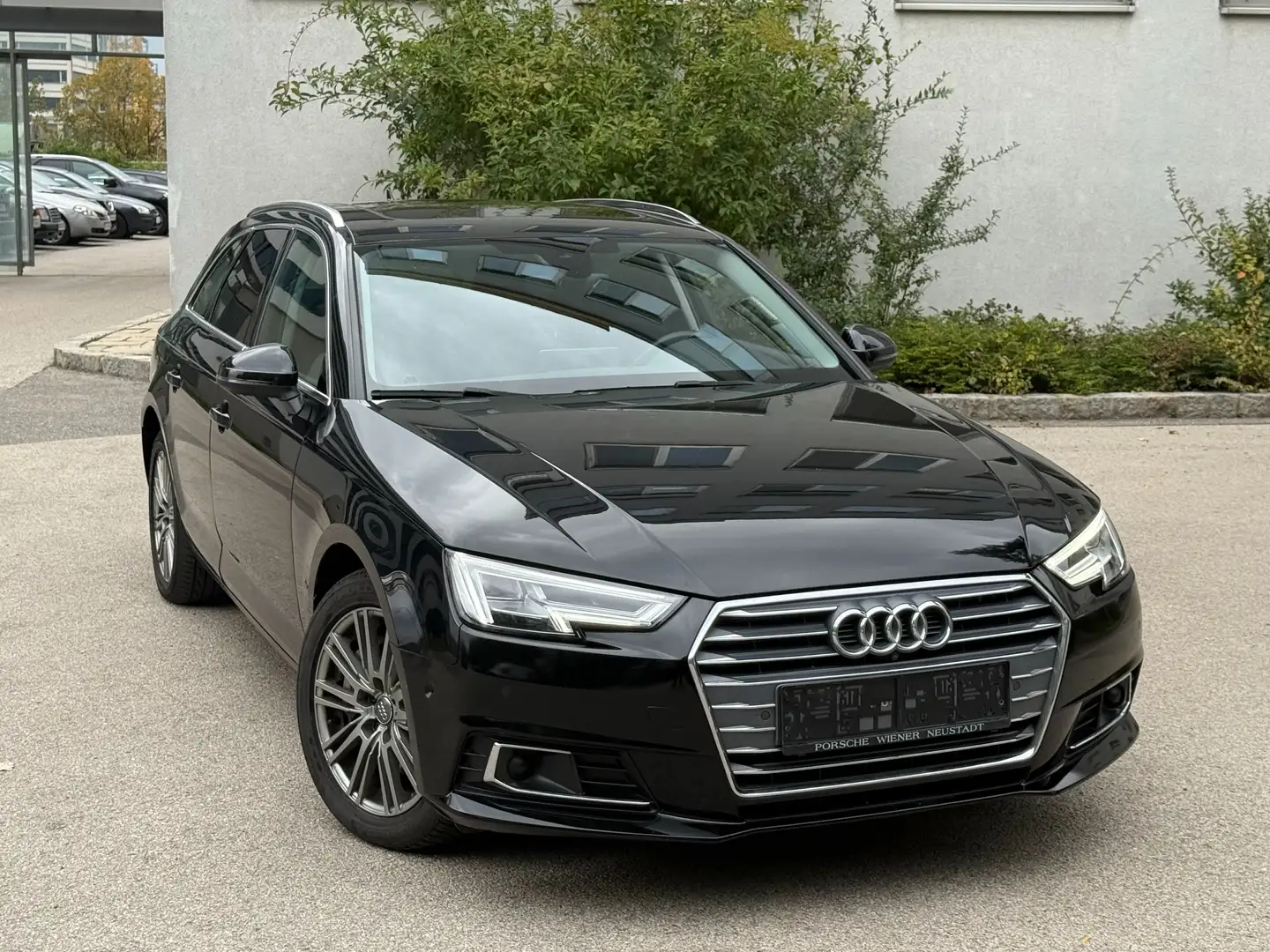 Audi A4 quattro sport Schwarz - 1