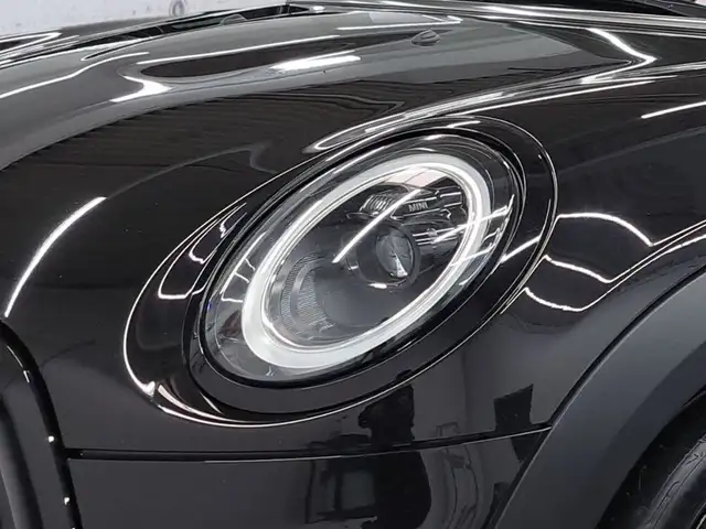 MINI Hatch view 5